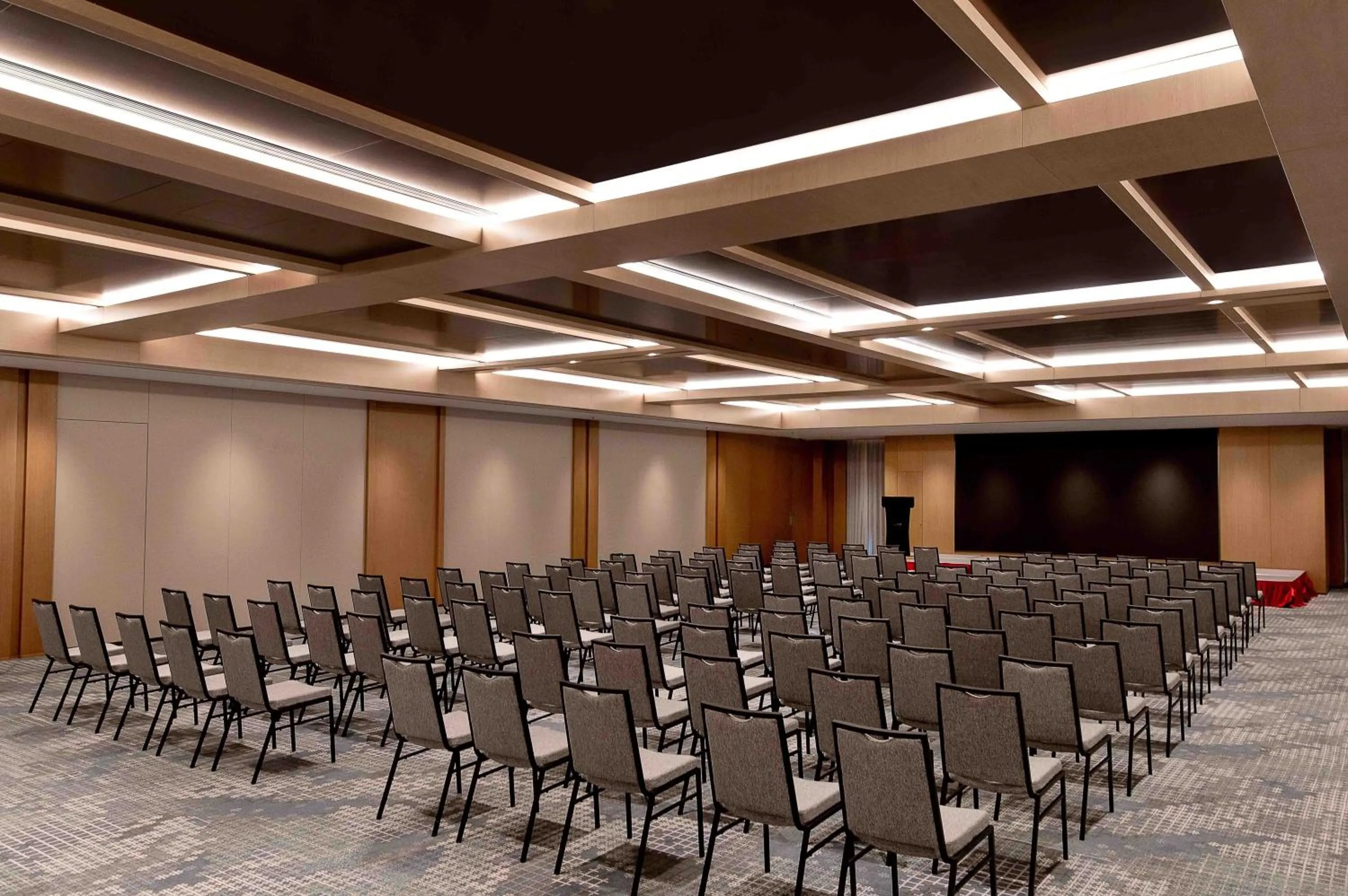 Meeting/conference room in Courtyard by Marriott Nanning Wuxiang