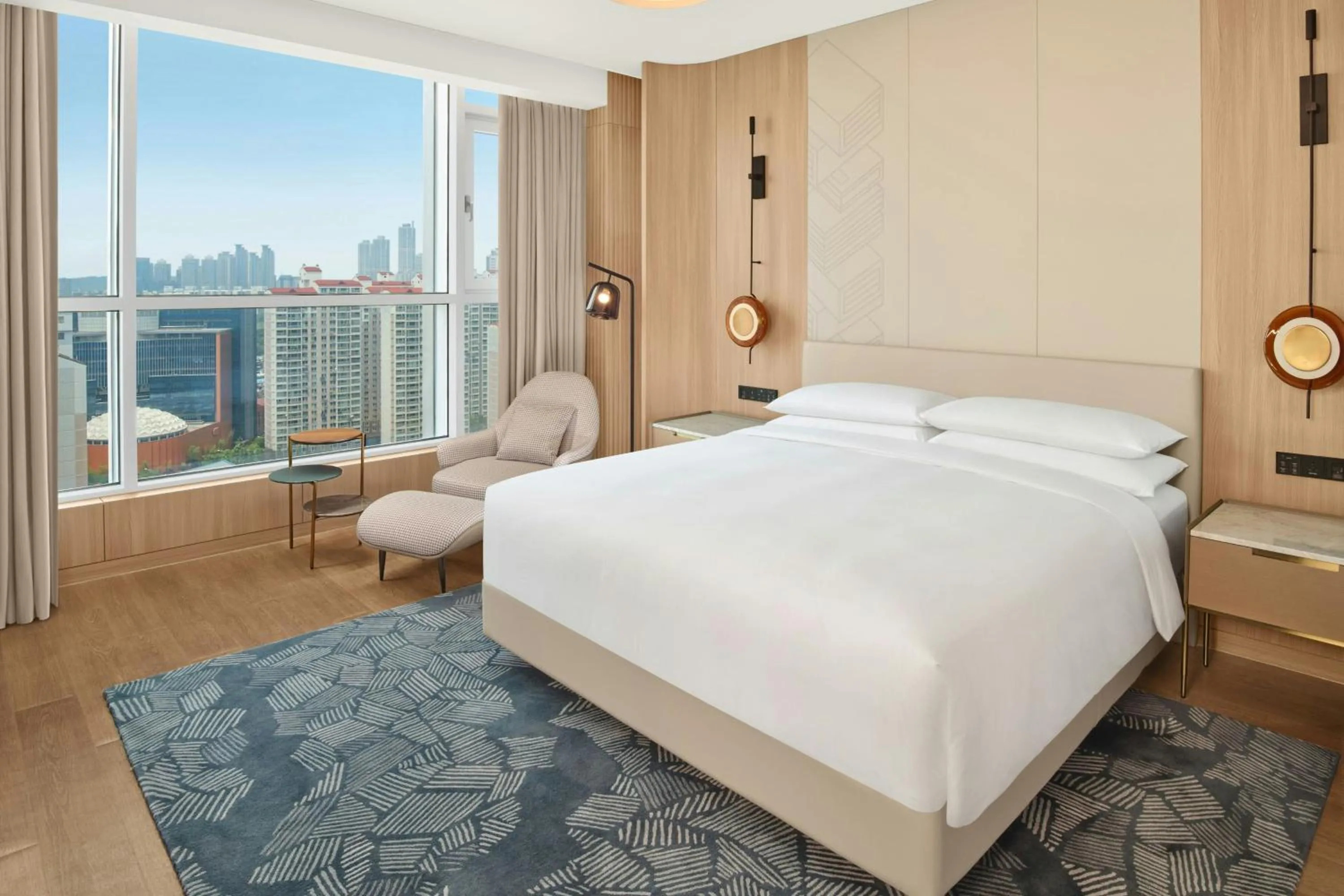 Photo of the whole room, Bed in The Link Seoul, a Tribute Portfolio Hotel