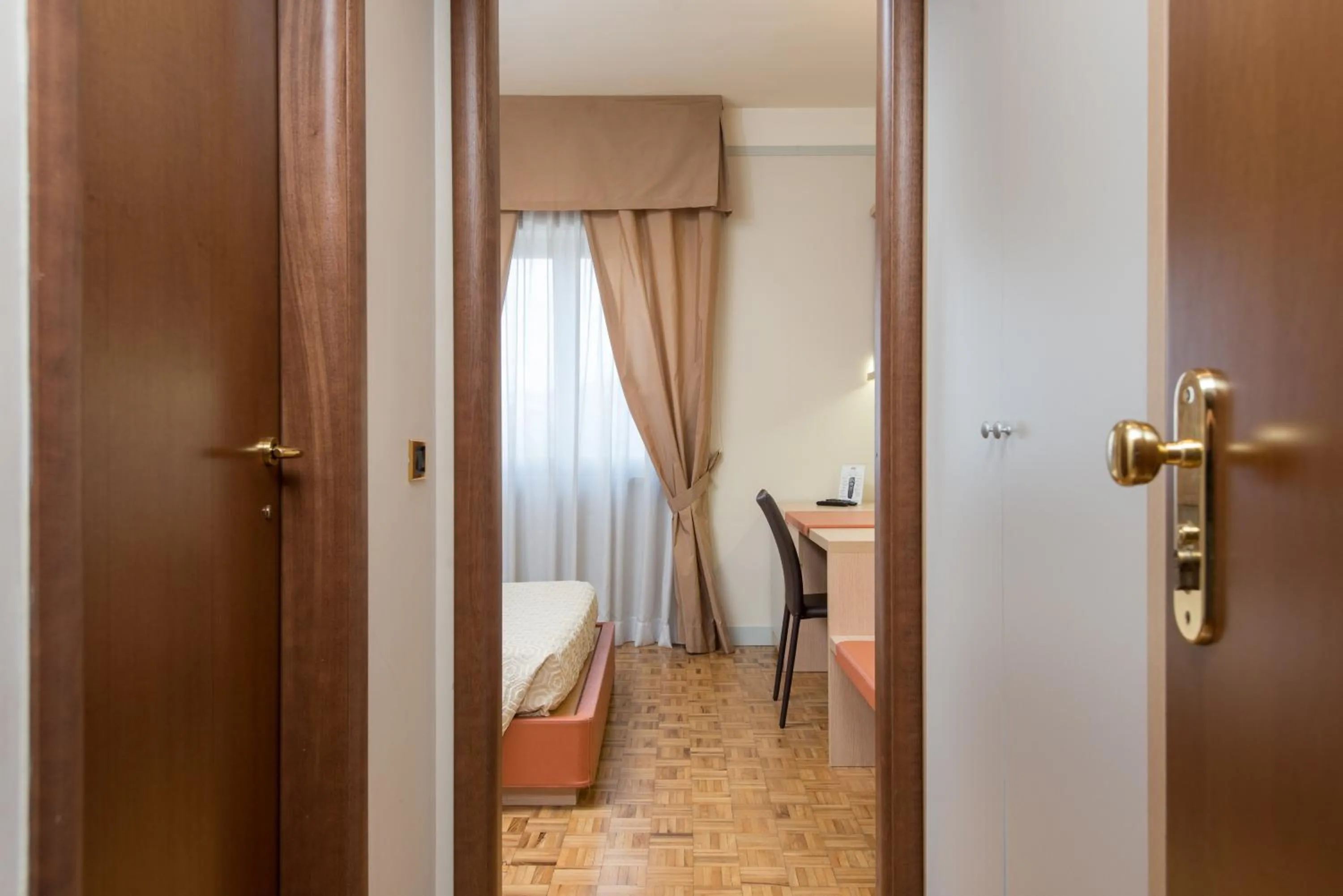 Bedroom, Bed in Hotel San Francesco