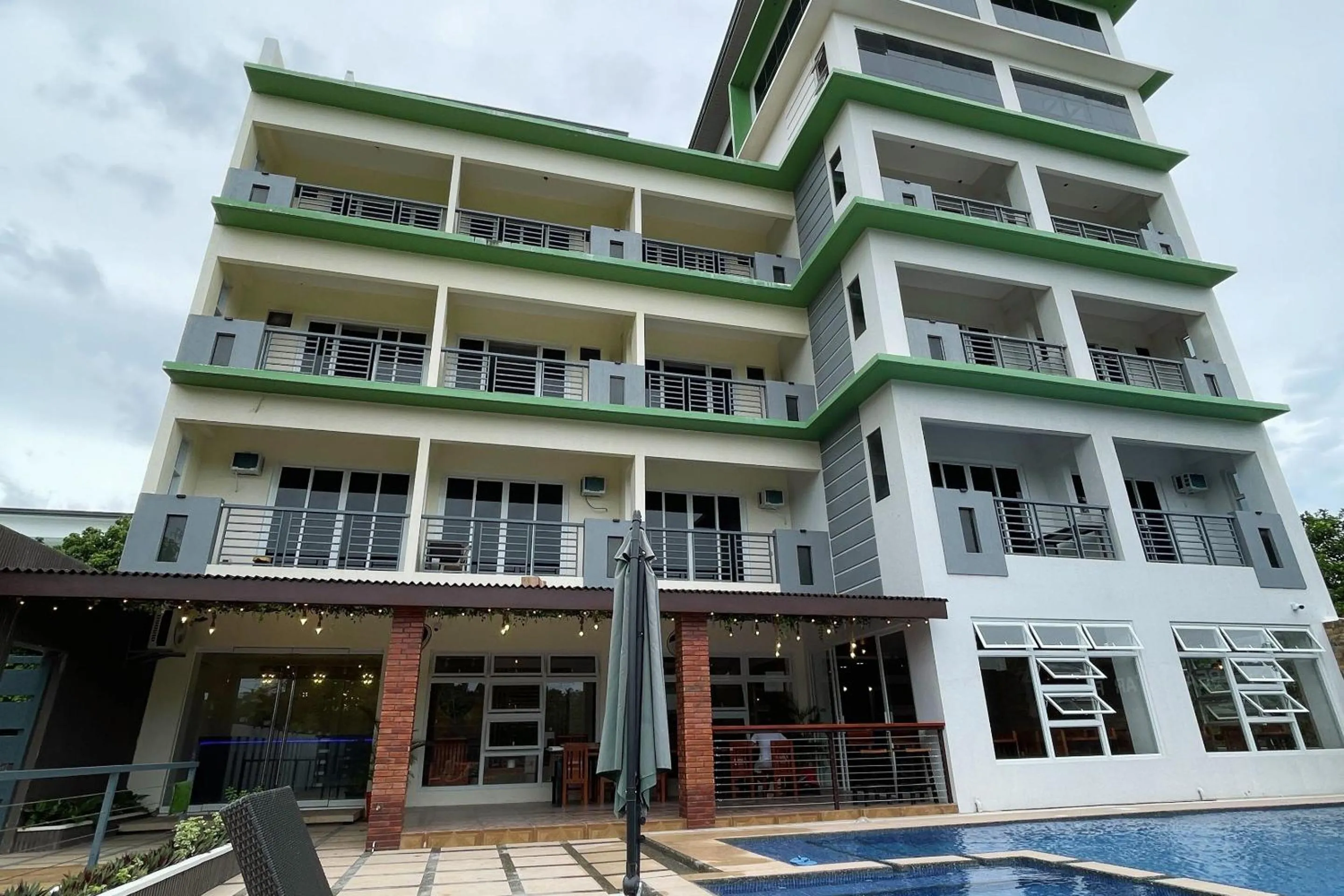 Property building in Dream'Star Resort Puerto Galera powered by Cocotel