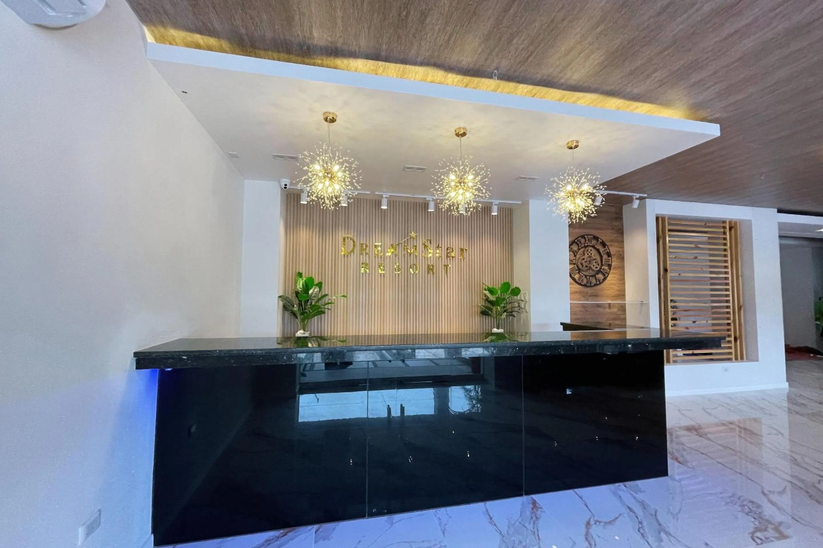 Lobby or reception in Dream'Star Resort Puerto Galera powered by Cocotel