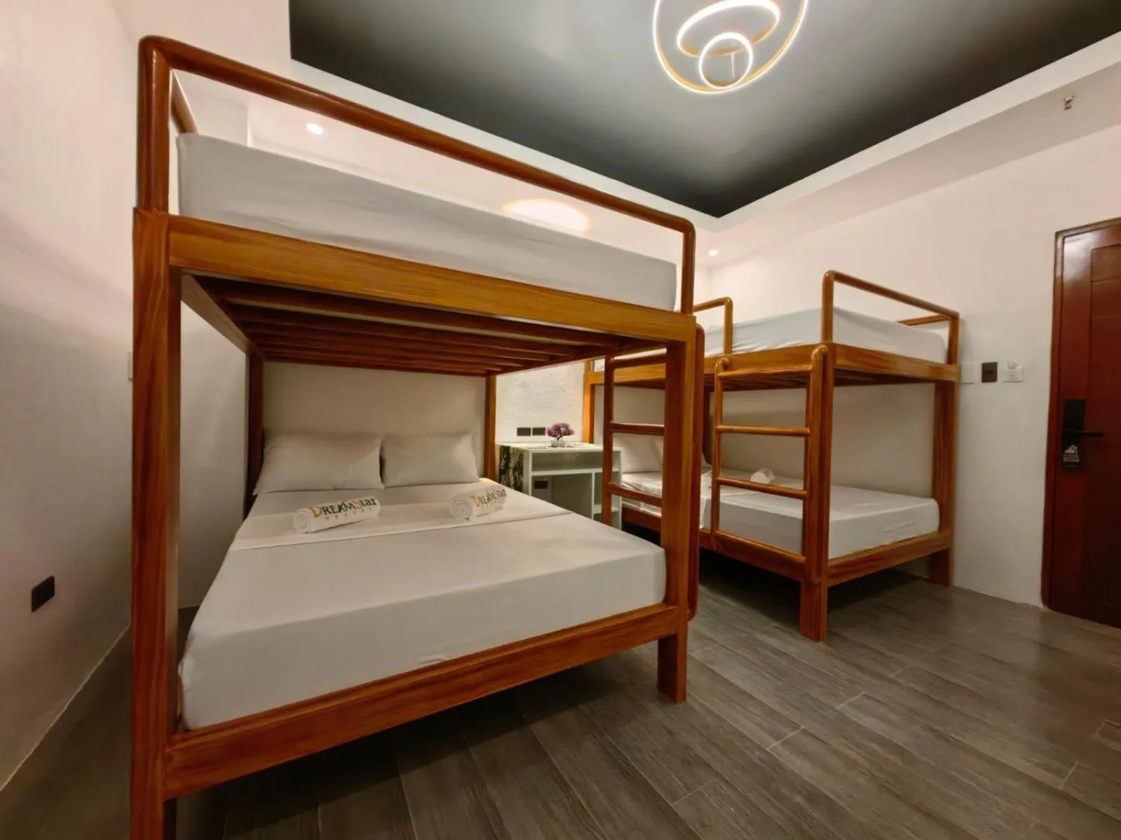 Bedroom, Bed in Dream'Star Resort Puerto Galera powered by Cocotel