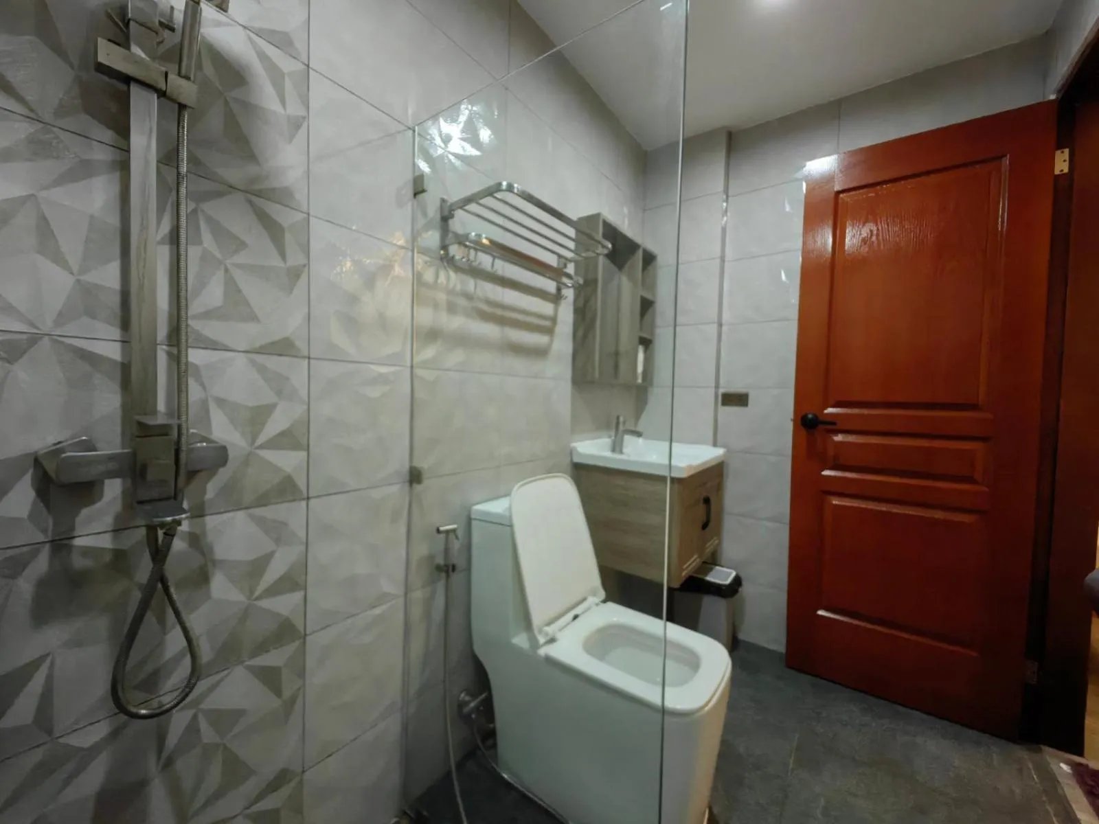 Toilet in Dream'Star Resort Puerto Galera powered by Cocotel