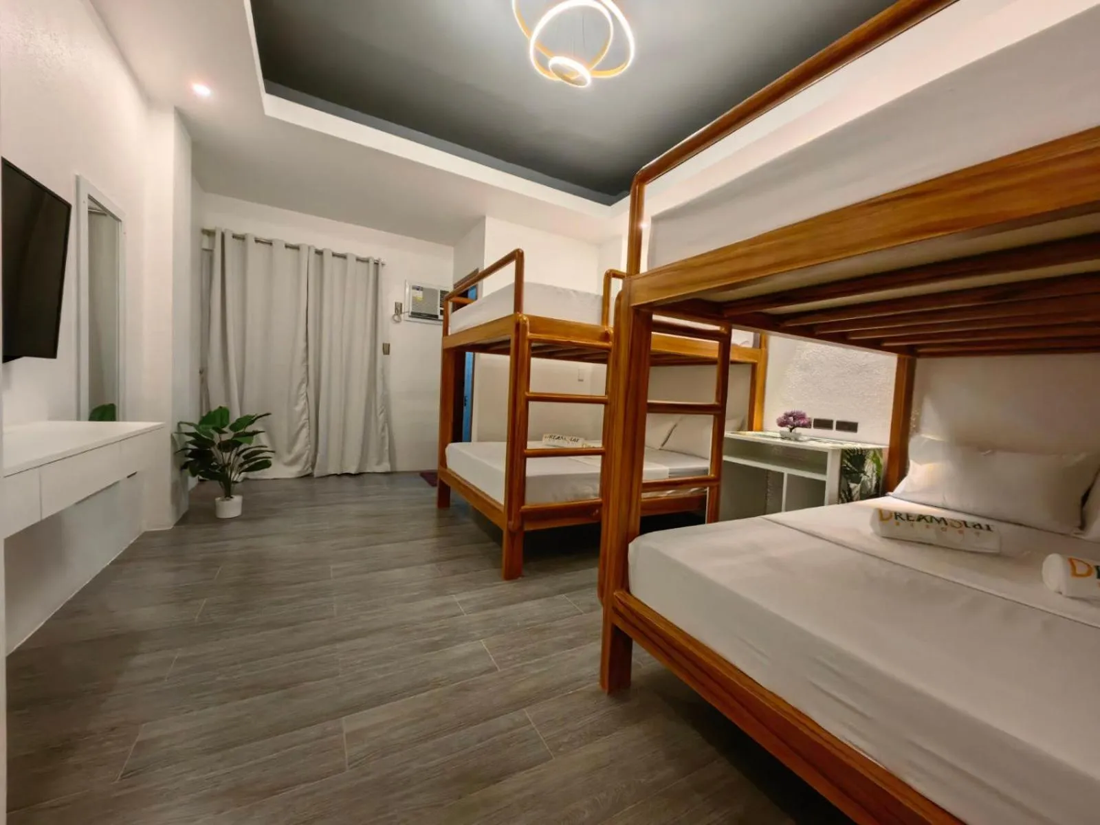 Bedroom, Bed in Dream'Star Resort Puerto Galera powered by Cocotel