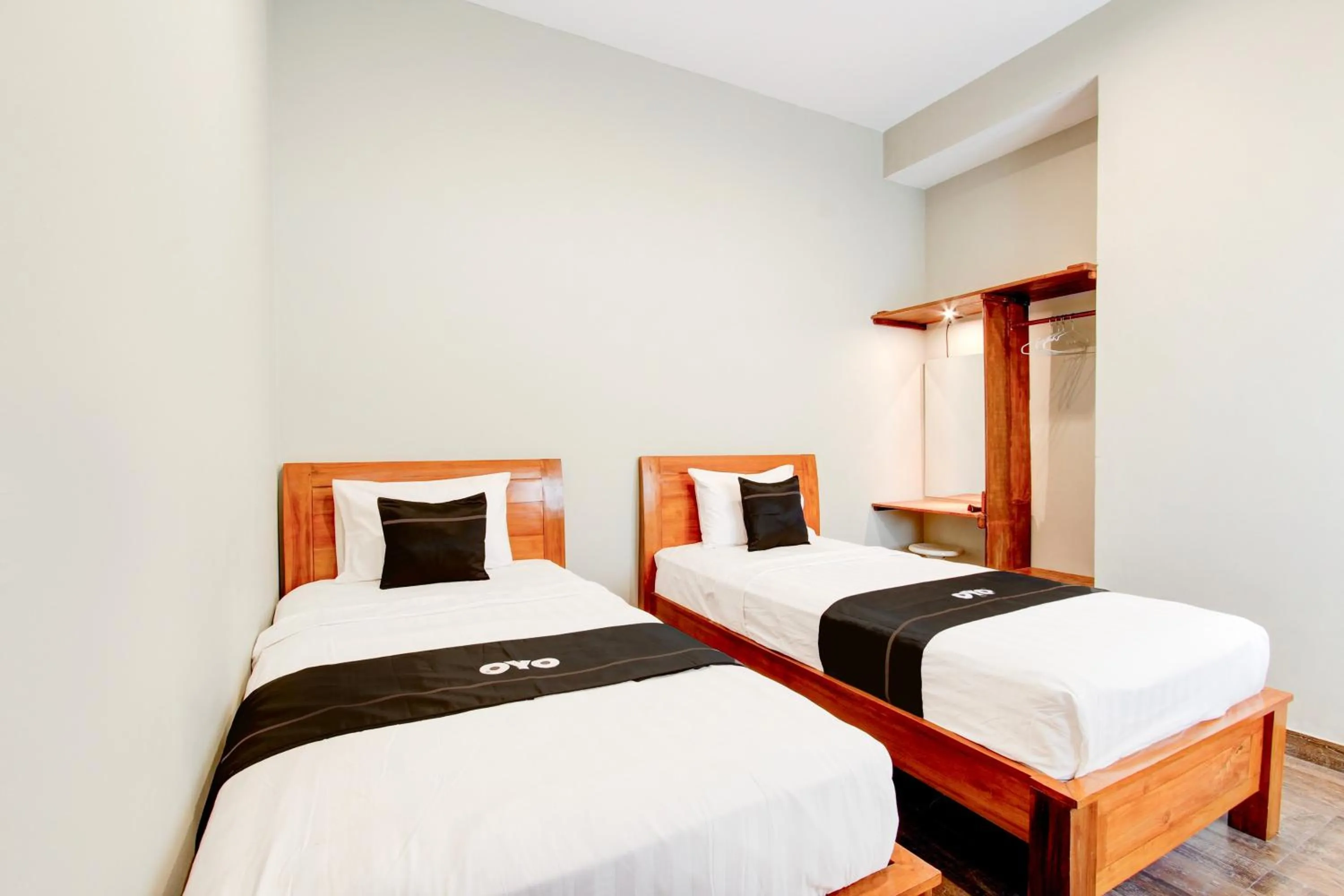 Bedroom, Bed in Capital O 94274 Homestay Balimoelih