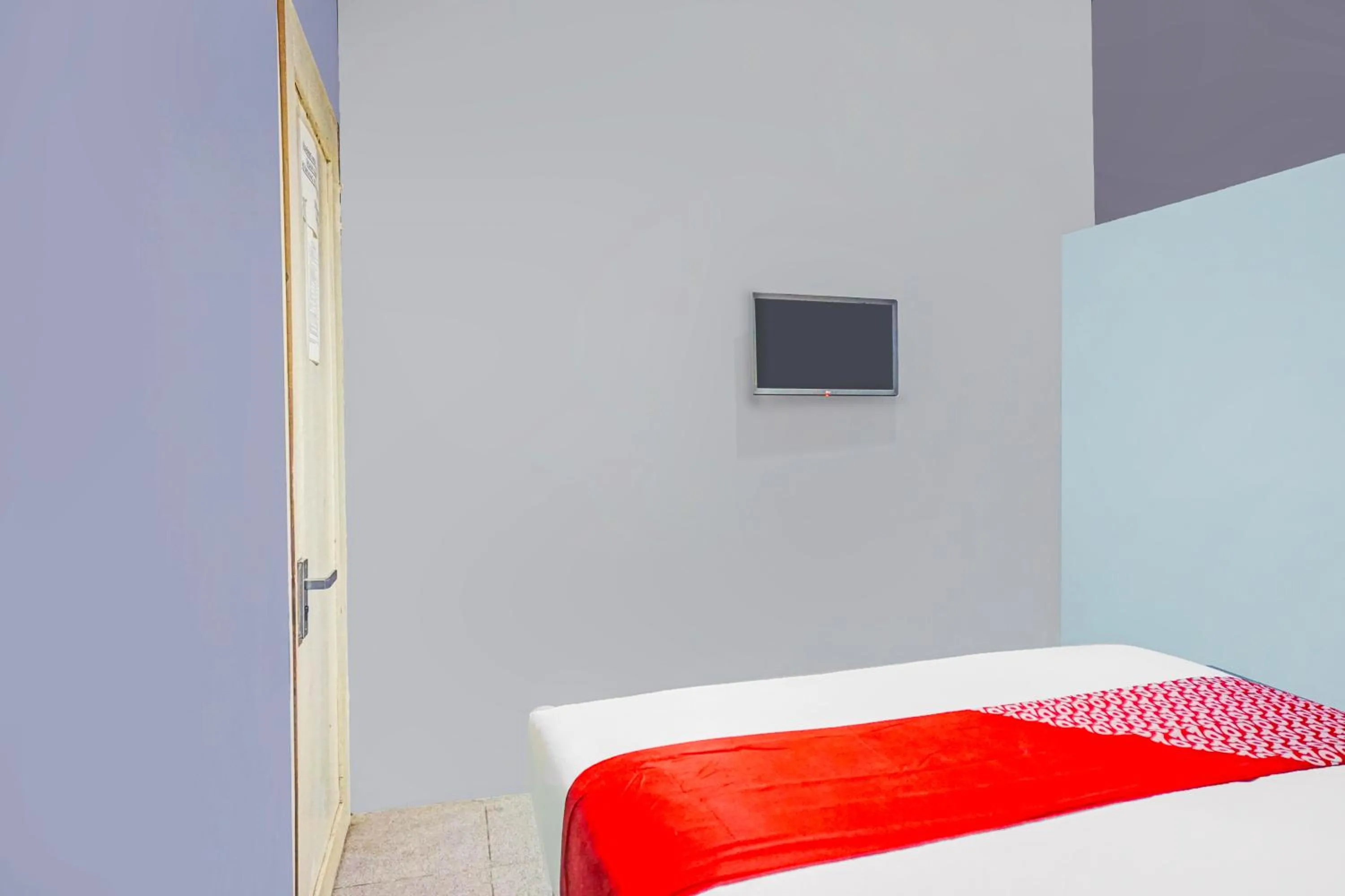 Bed in Hotel O Mandala Near Universitas Negeri Medan ( UNIMED )