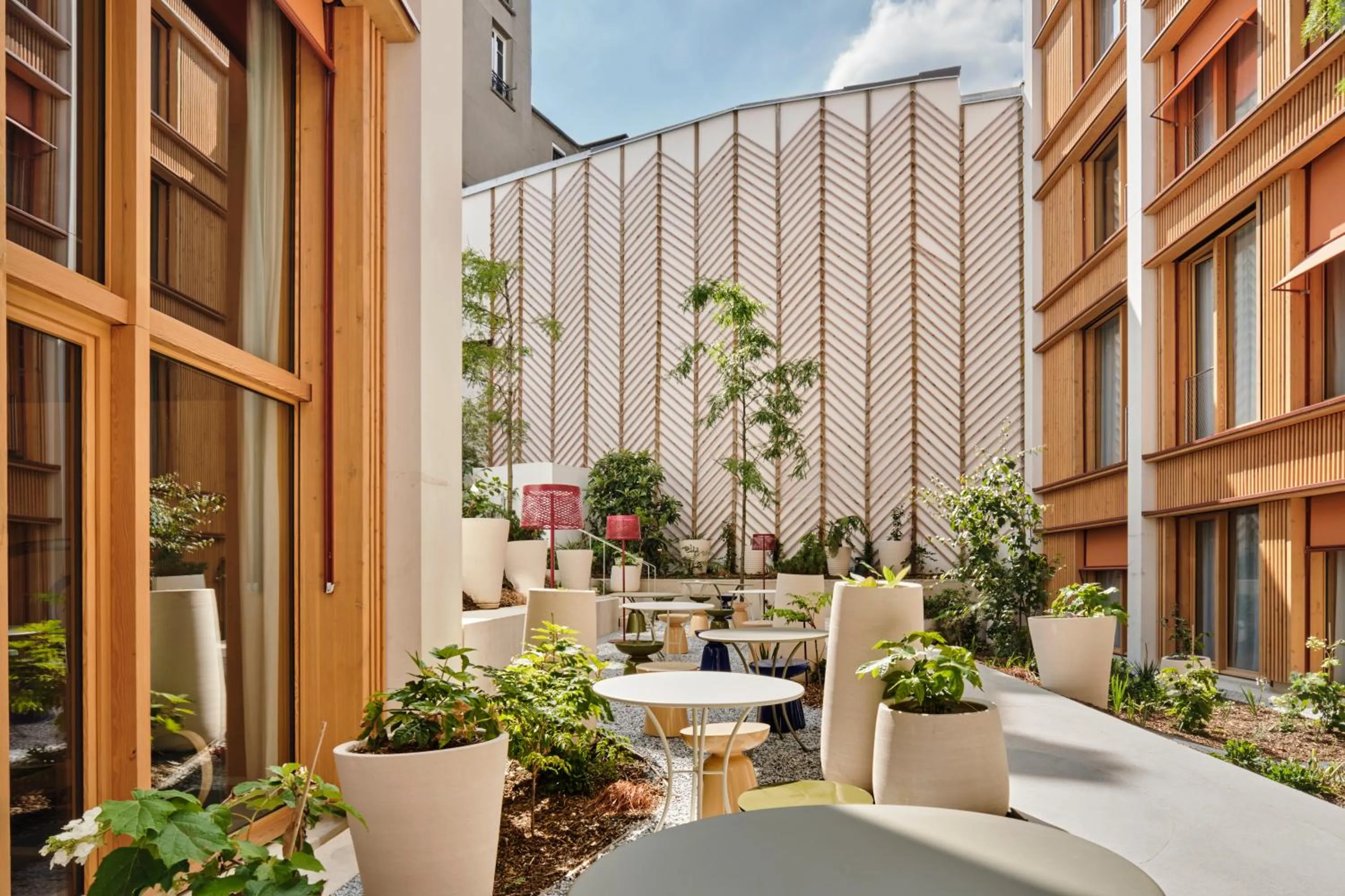 Patio in TRIBE Paris Pantin