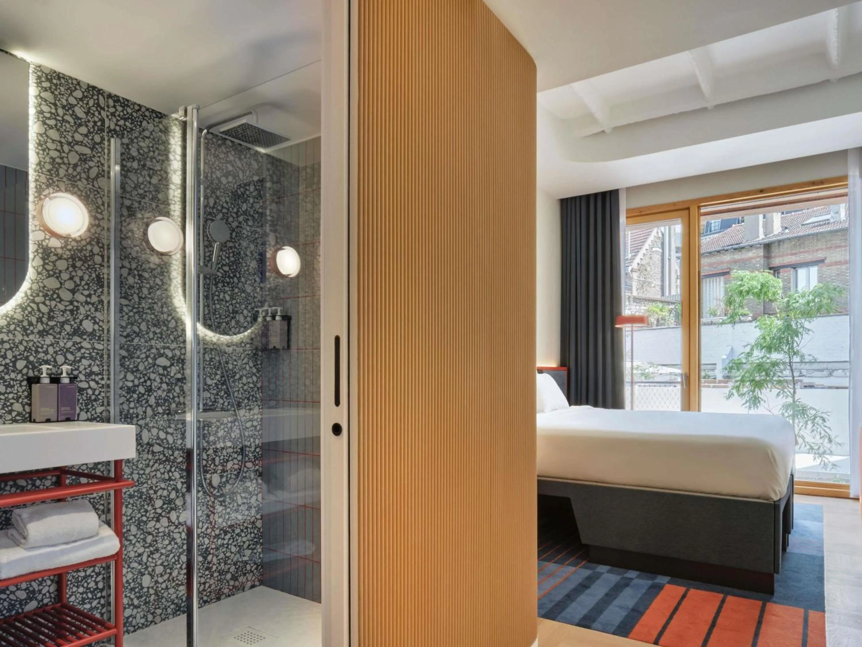 Bedroom, Bed in TRIBE Paris Pantin