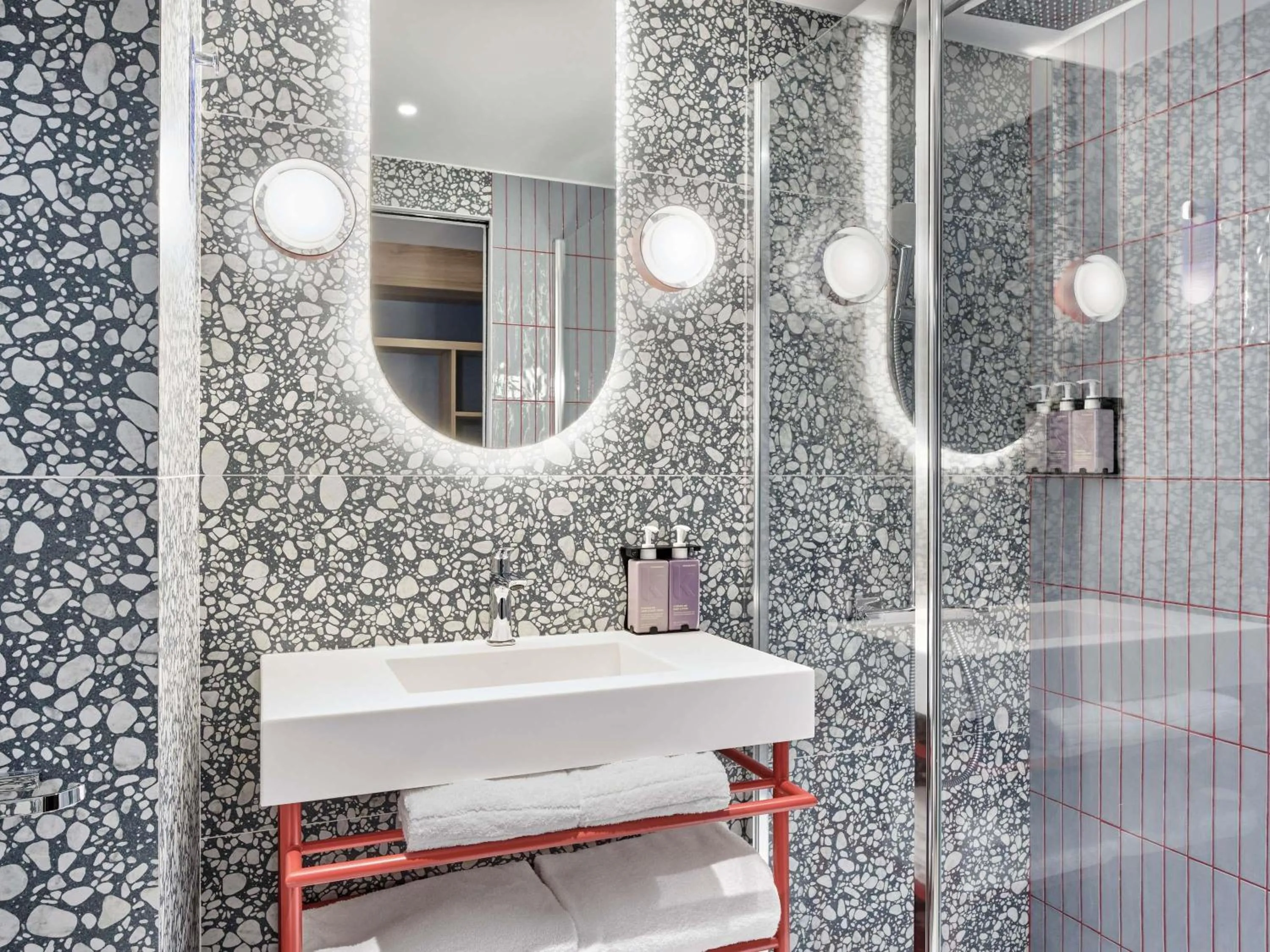 Bedroom in TRIBE Paris Pantin