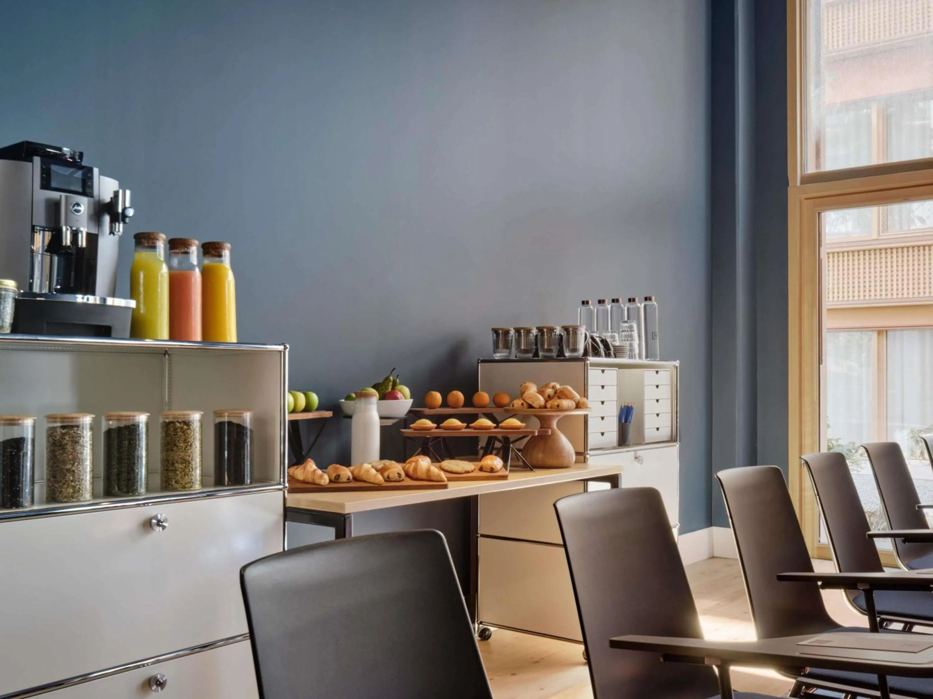 Meeting/conference room in TRIBE Paris Pantin