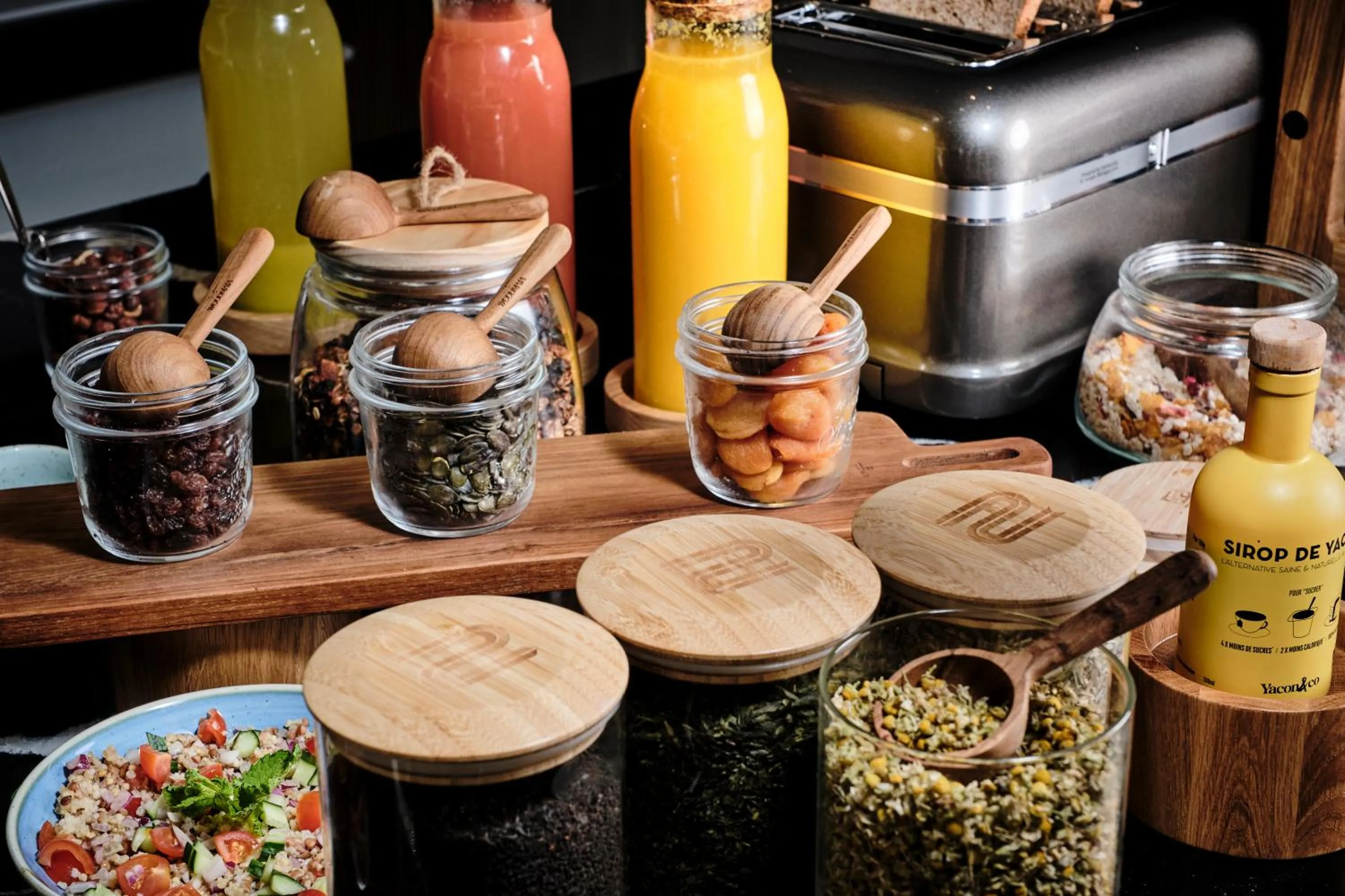 Food and drinks in TRIBE Paris Pantin