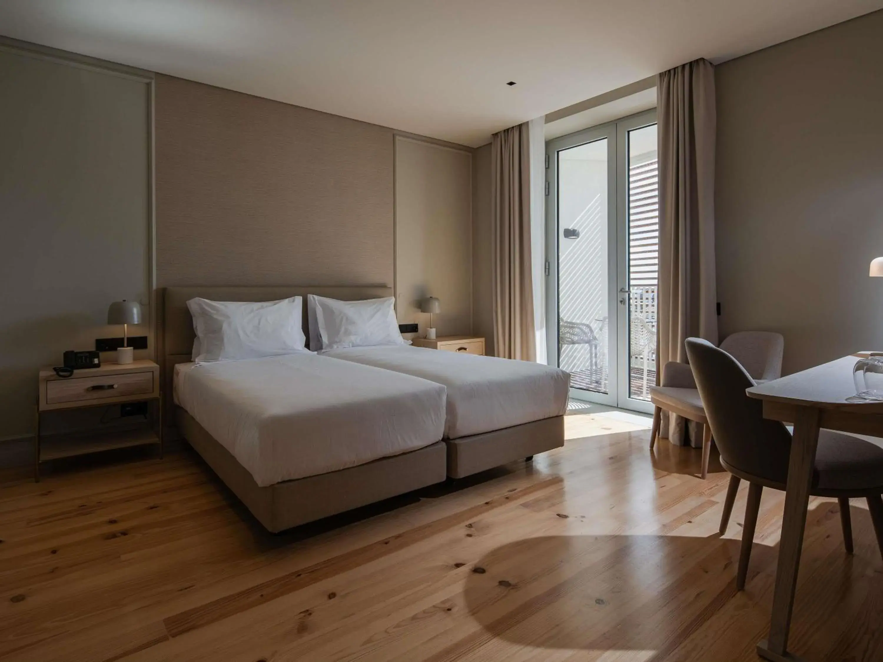 Bedroom, Bed in Mercure Ponta Delgada Azores Bedroom, Bed in Mercure Ponta Delgada Azores