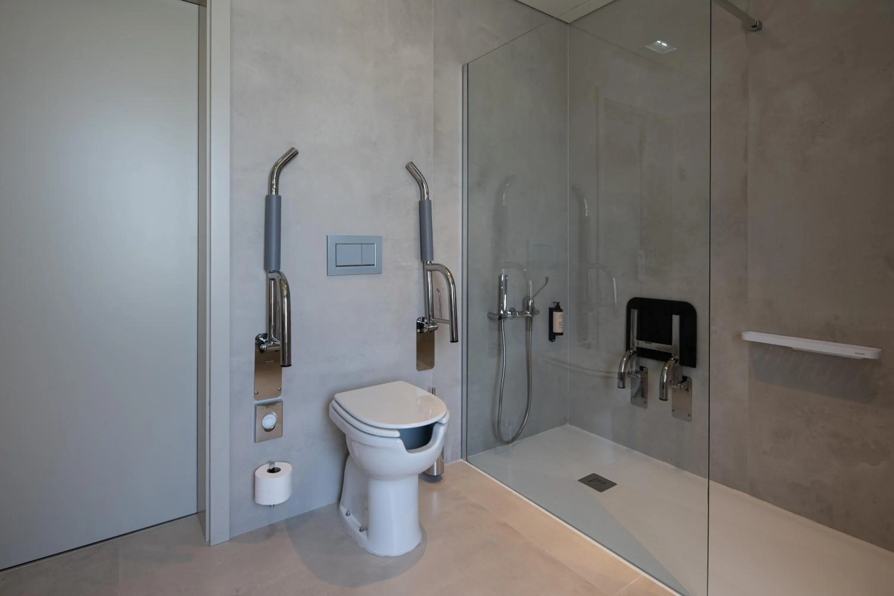 acessibility in Mercure Ponta Delgada Azores