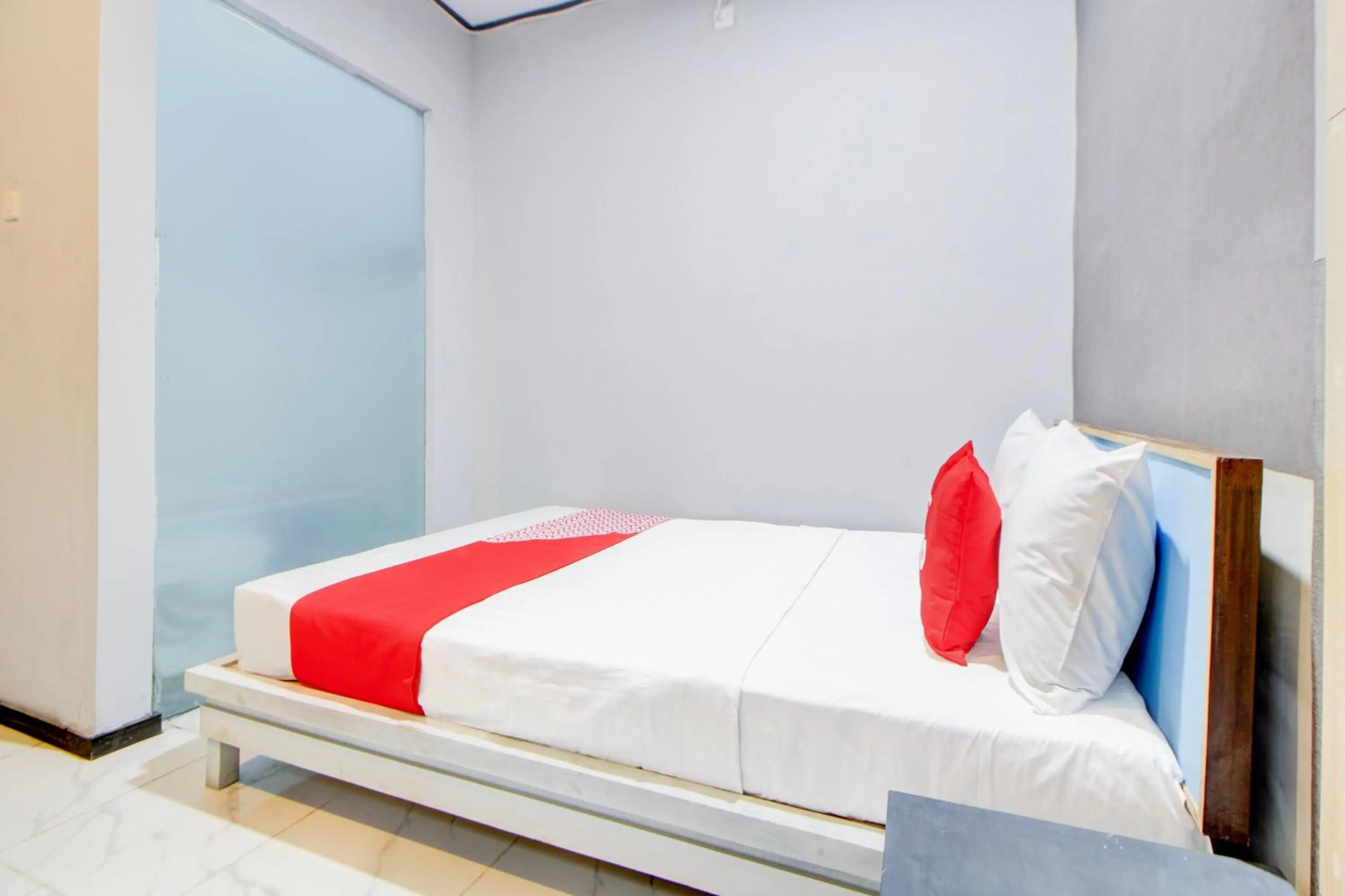 Bedroom, Bed in Hotel O Stasiun Tegal Near Alun-Alun Formerly Ameera Guest House