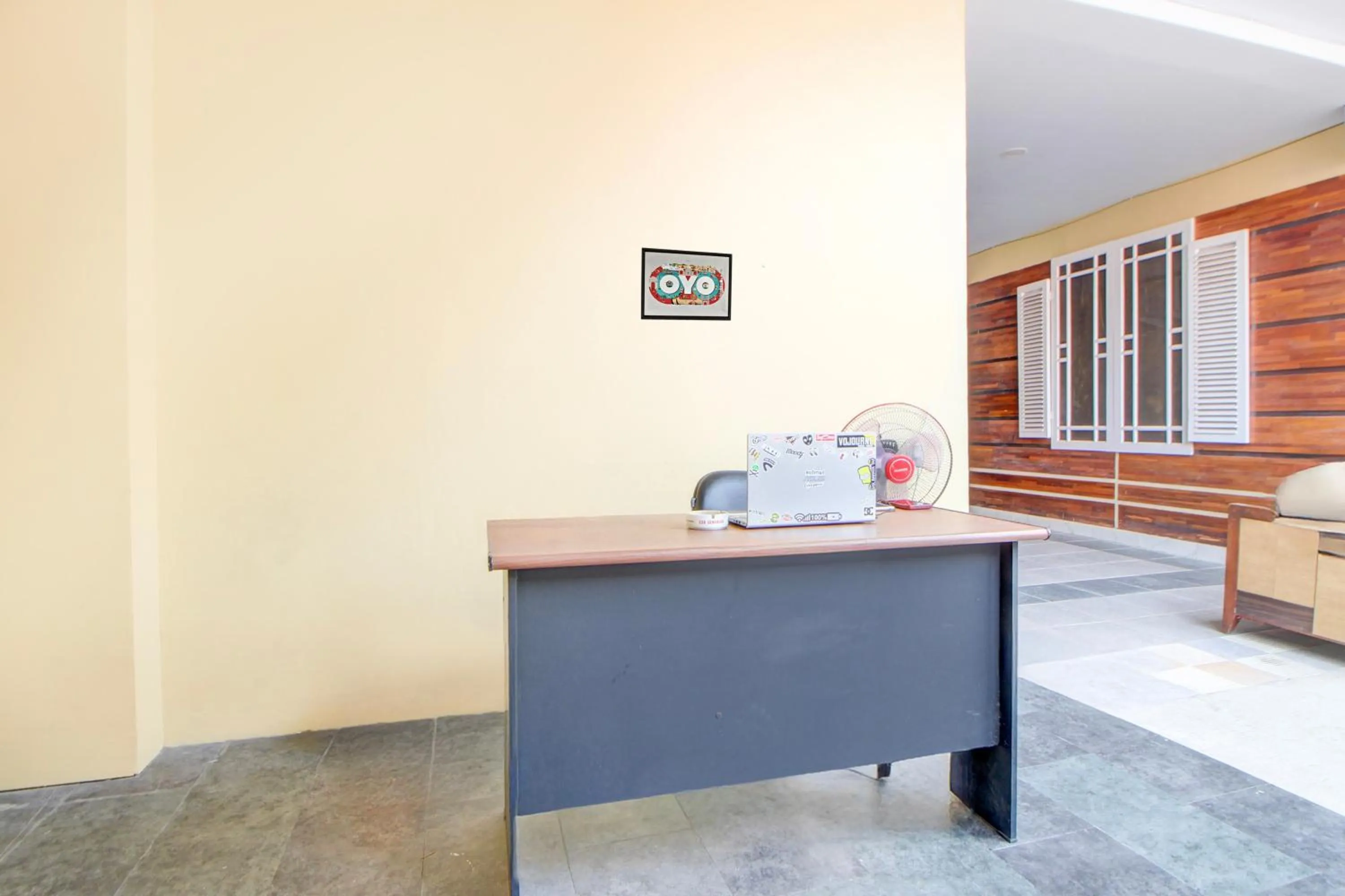 Lobby or reception in Hotel O Stasiun Tegal Near Alun-Alun Formerly Ameera Guest House