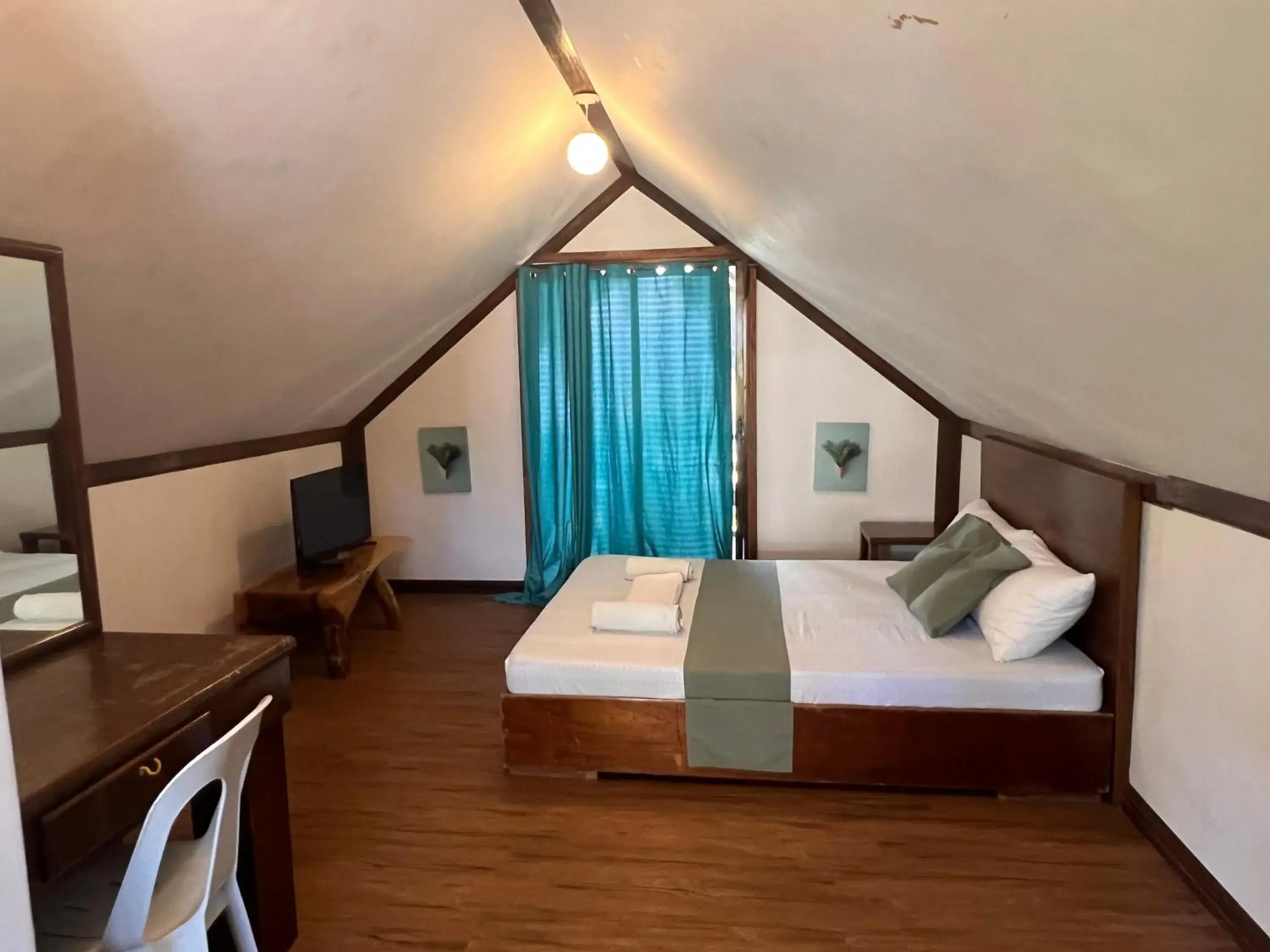 Mendelluke Suites Mendelluke Suites