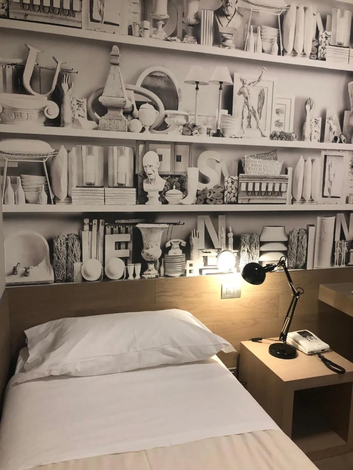 Bed in Albergo Tre Pozzi