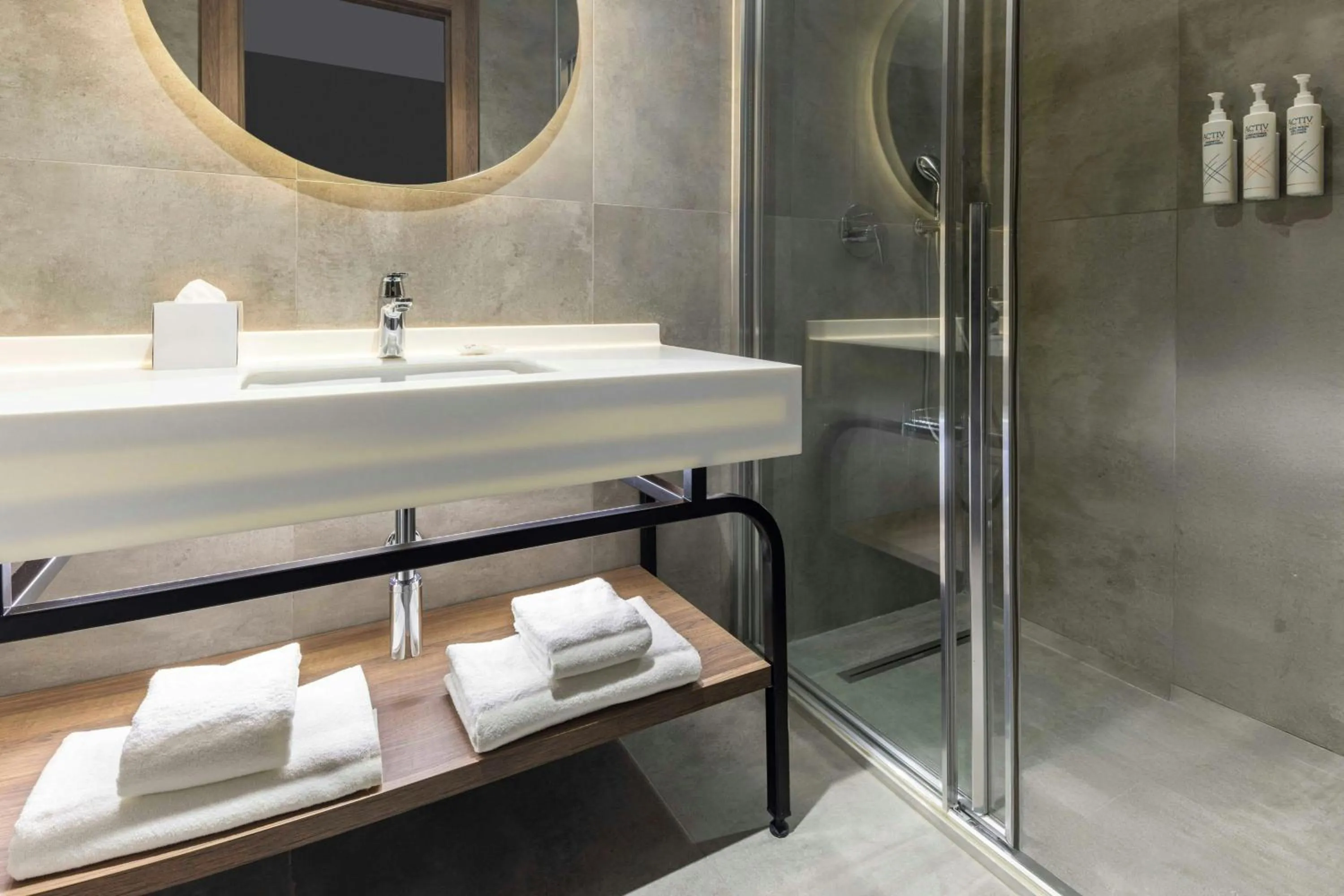 Photo of the whole room in Four Points Flex by Sheraton Ankara Cukurambar