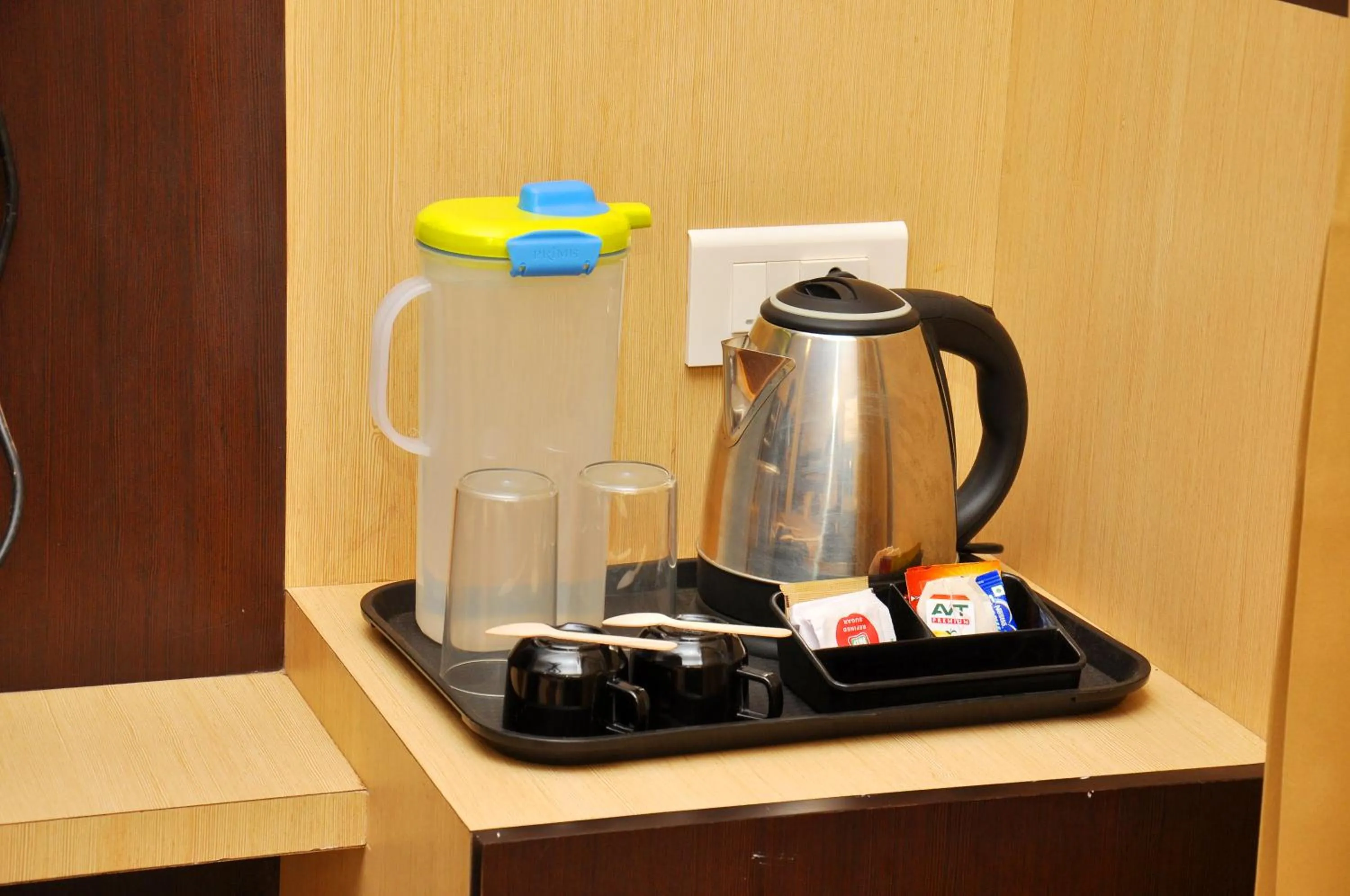 Coffee/tea facilities in Harikrishna Park