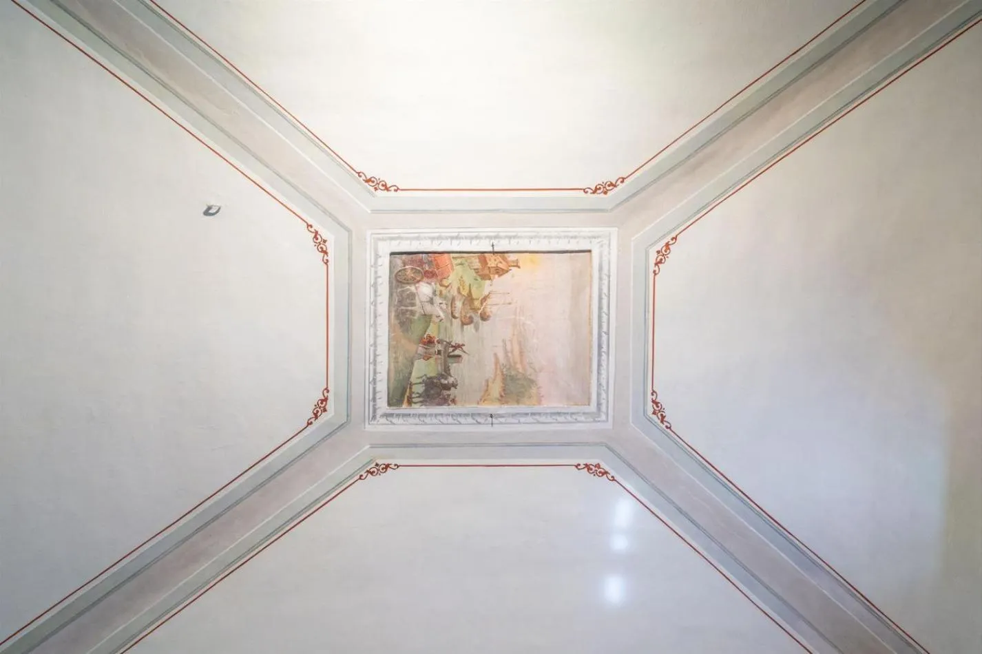 Decorative detail in Palazzo Nobile di San Donato - Historic Experience