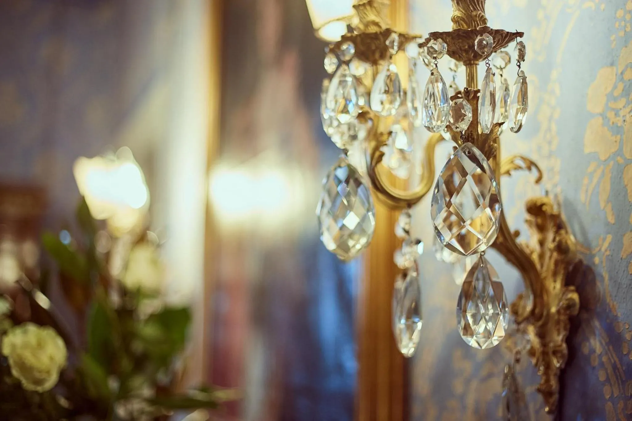 Decorative detail in Palazzo Nobile di San Donato - Historic Experience