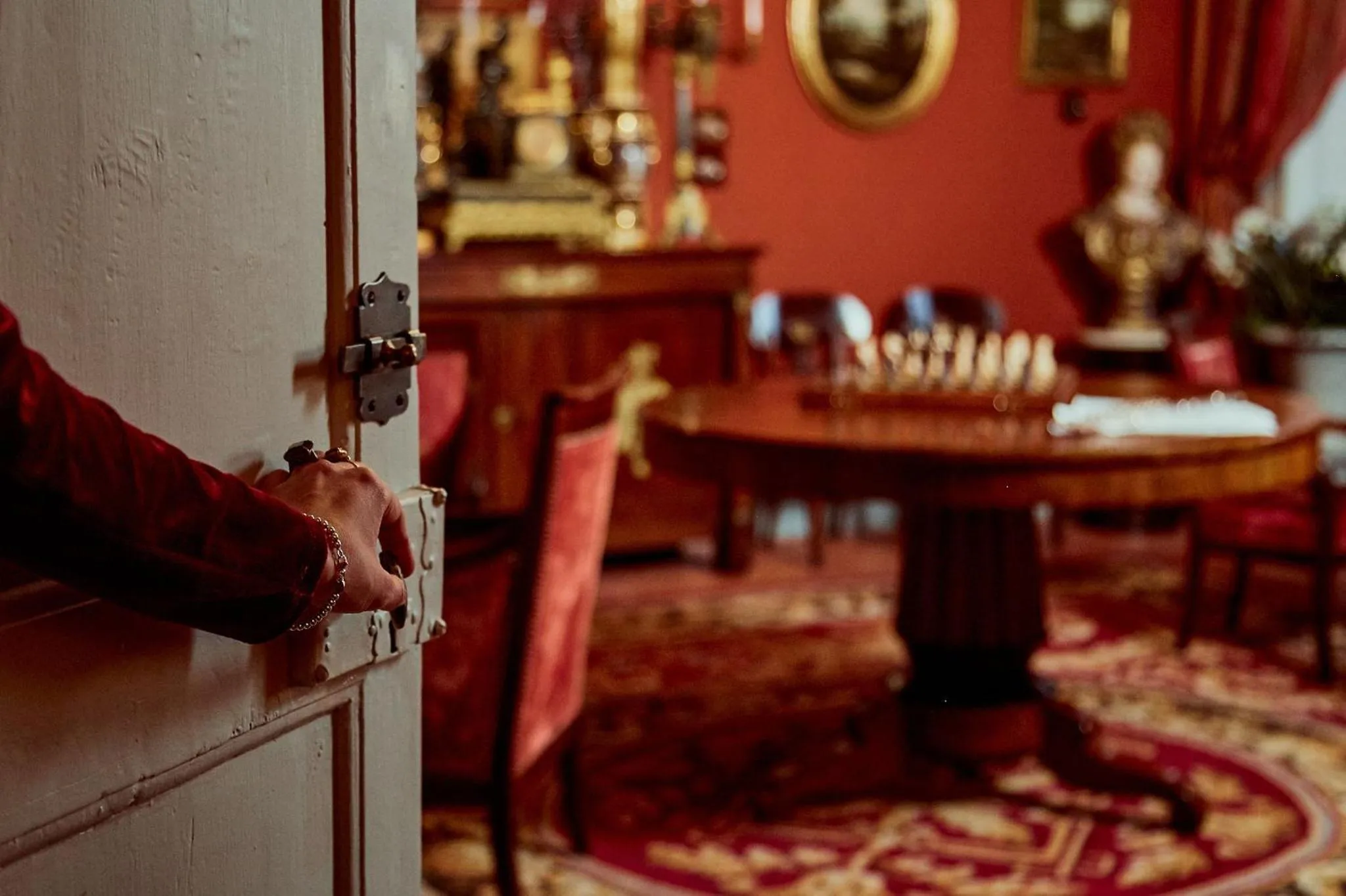 Decorative detail in Palazzo Nobile di San Donato - Historic Experience