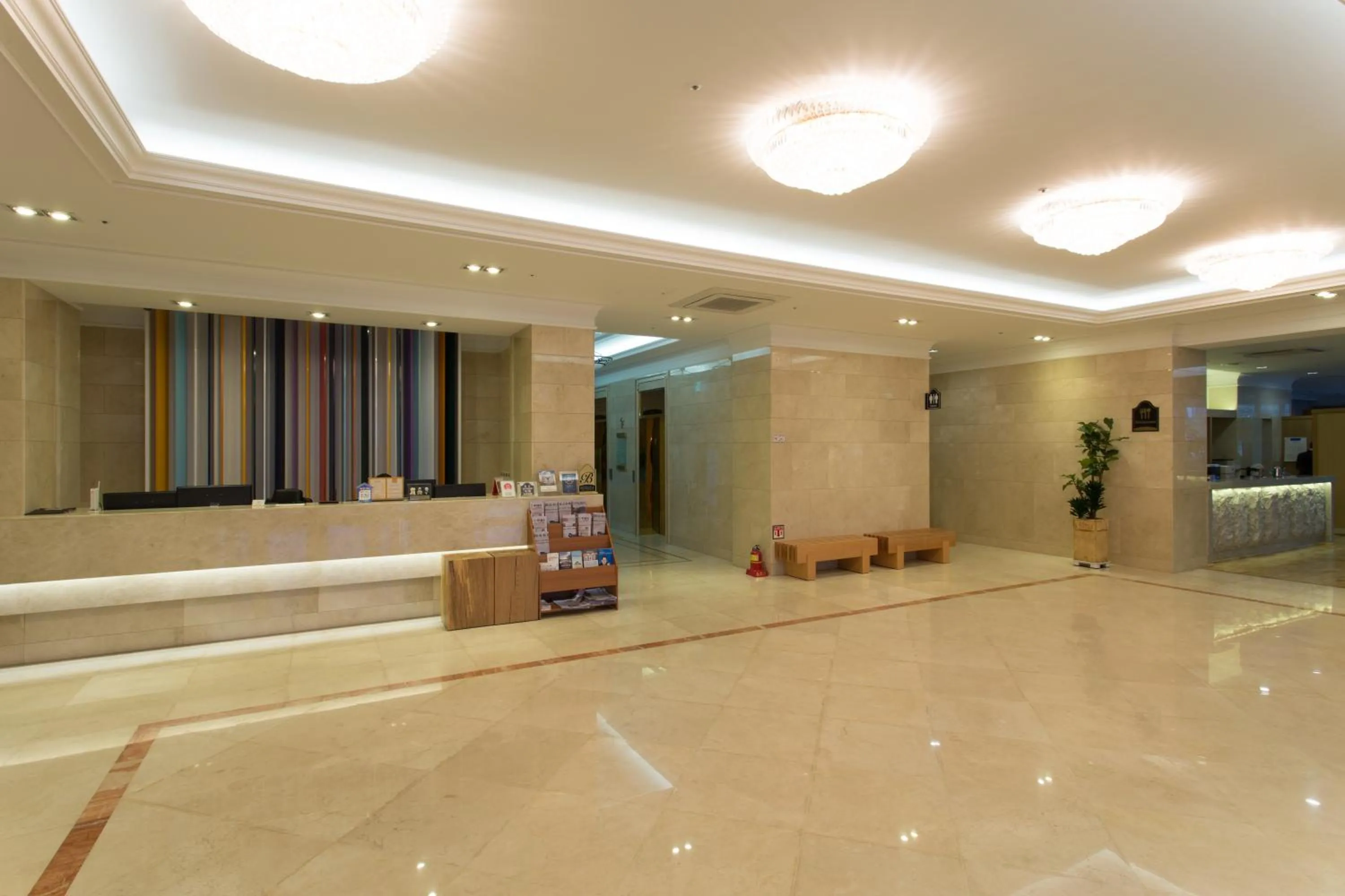 Lobby or reception in Fontana Beach Hotel