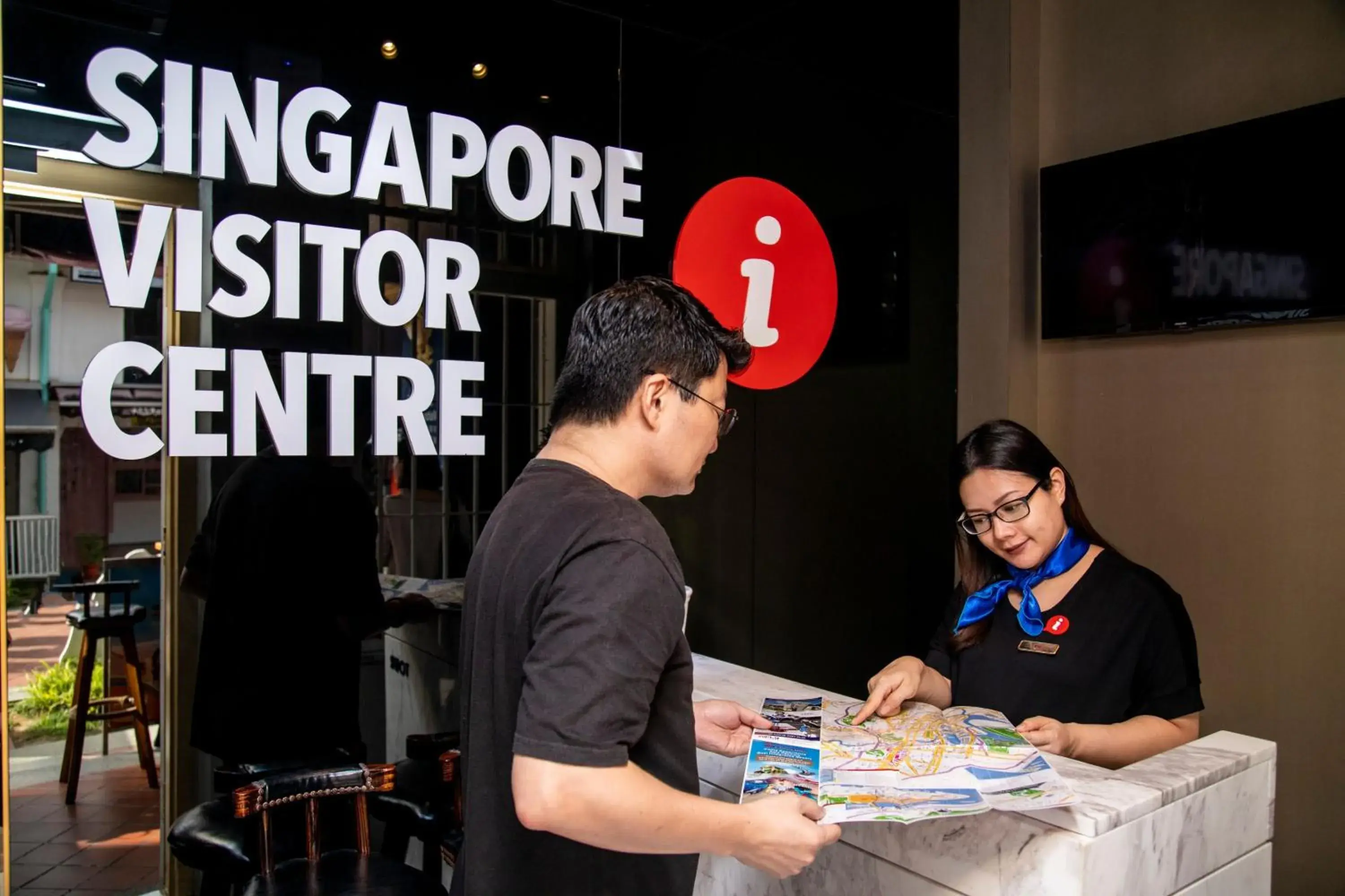 Lobby or reception in CUBE Boutique Capsule Hotel at Kampong Glam Lobby or reception in CUBE Boutique Capsule Hotel at Kampong Glam