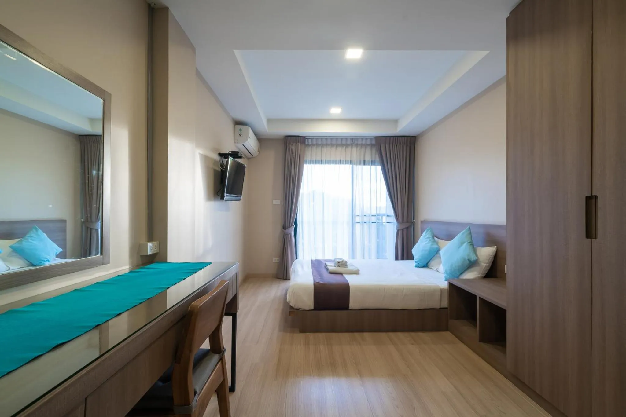 Photo of the whole room in Perfect Smart Life