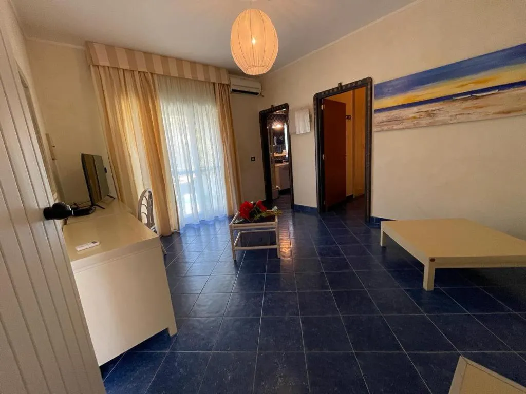 Photo of the whole room in AH Premium Baia dei Faraglioni