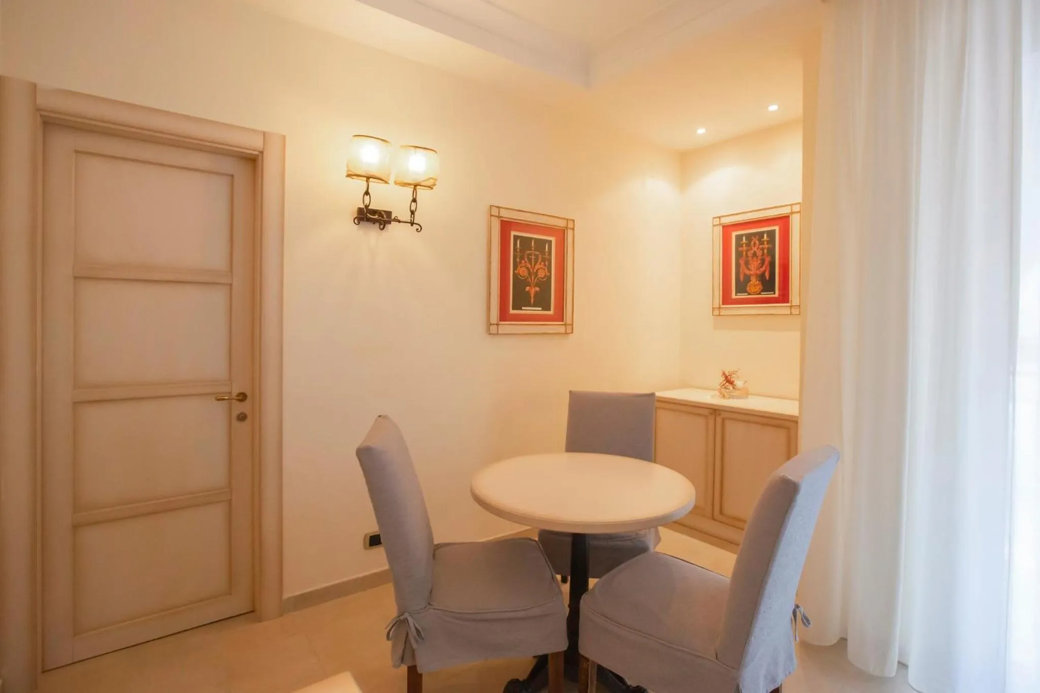 Photo of the whole room in AH Premium Baia dei Faraglioni