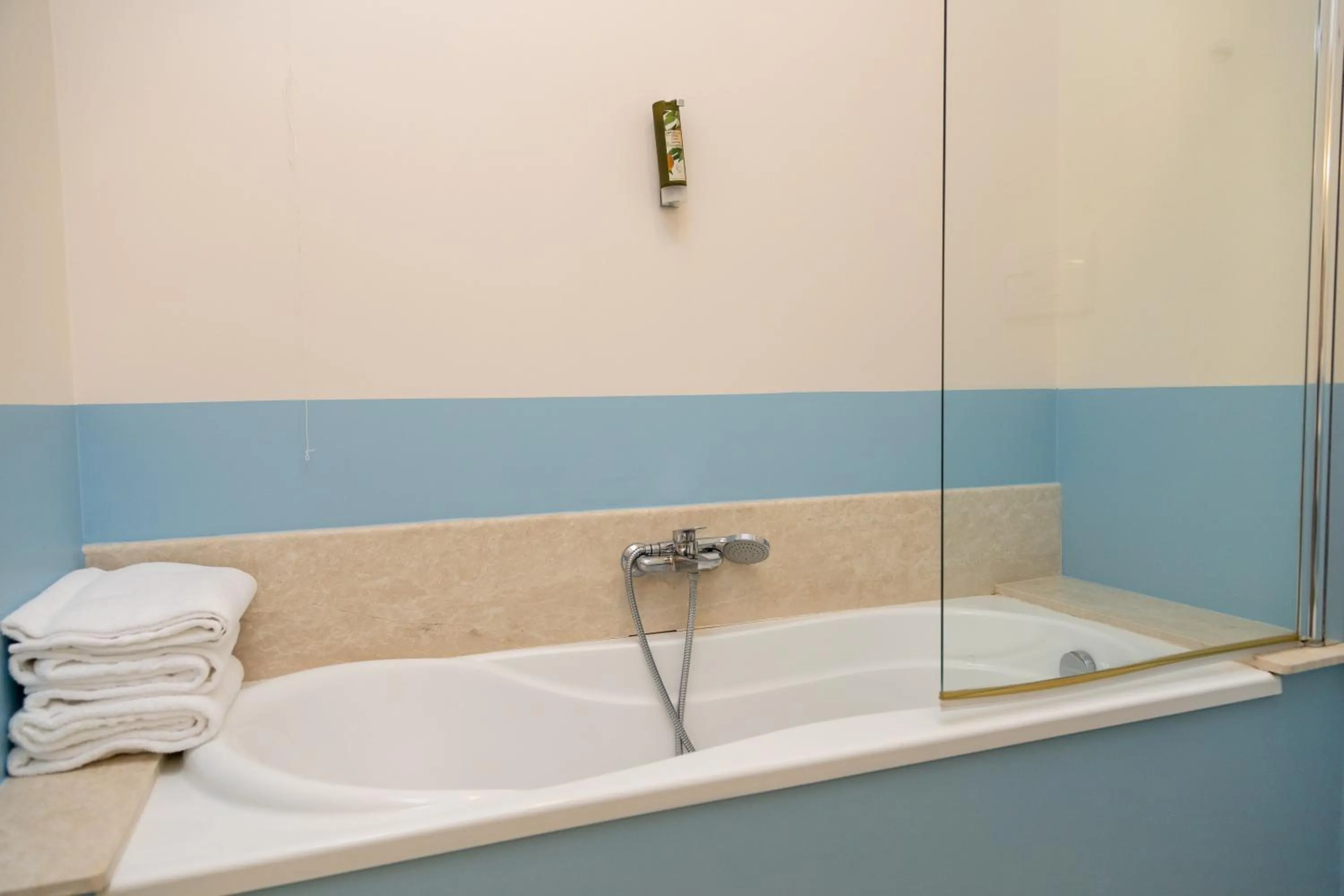 AH Premium Baia dei Faraglioni