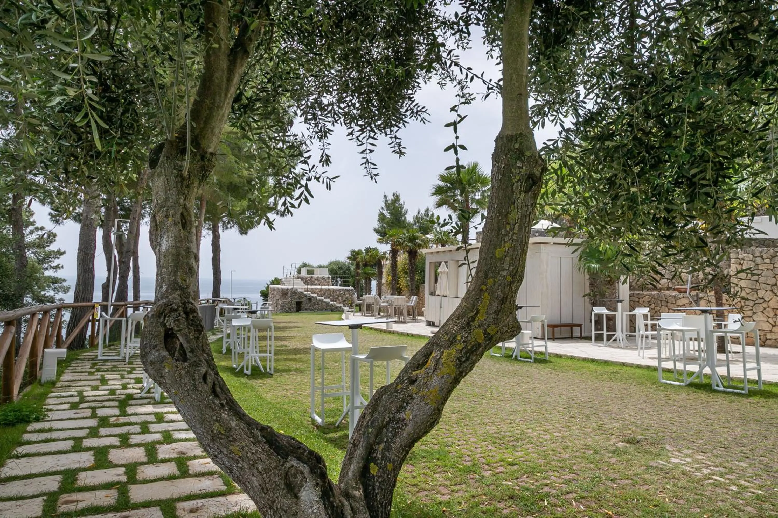 Lounge or bar in AH Premium Baia dei Faraglioni