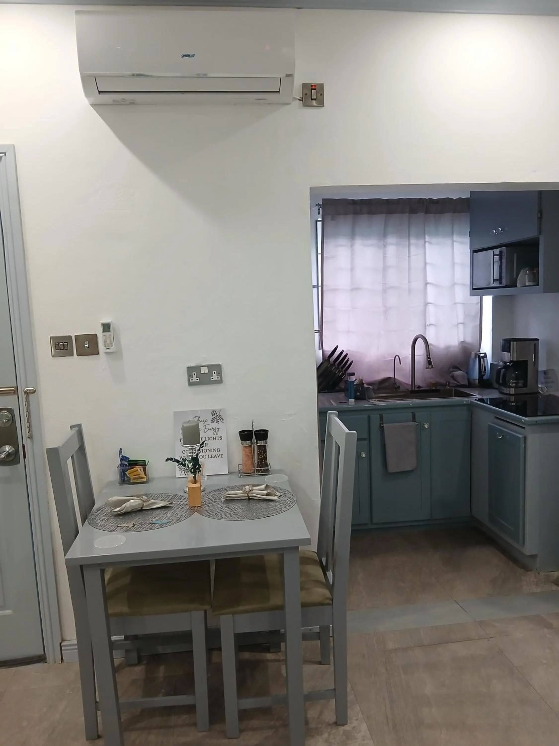 Clavier's- AirCon- Seaside- FamilyFriendly