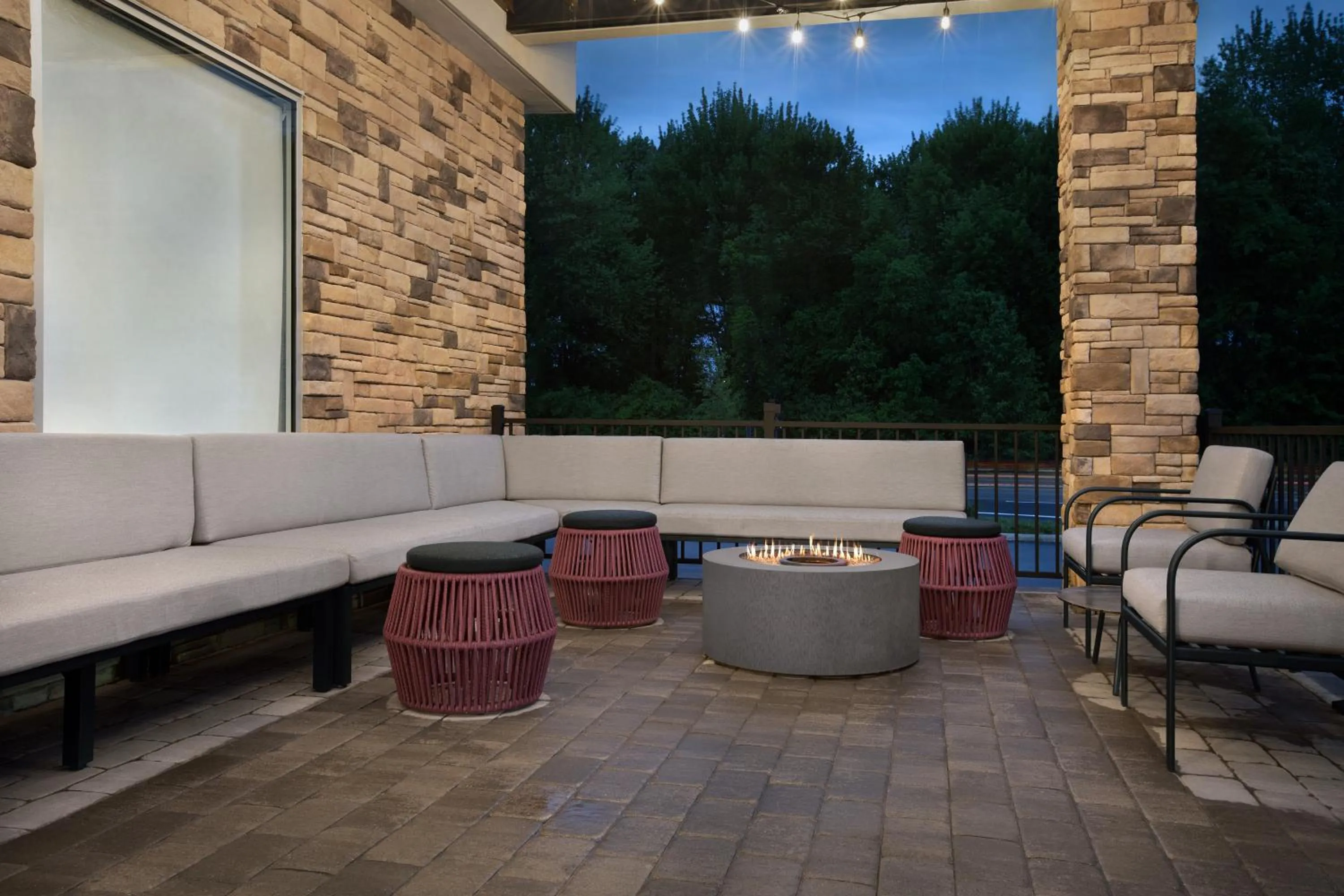Patio in Home2 Suites By Hilton Columbus Easton