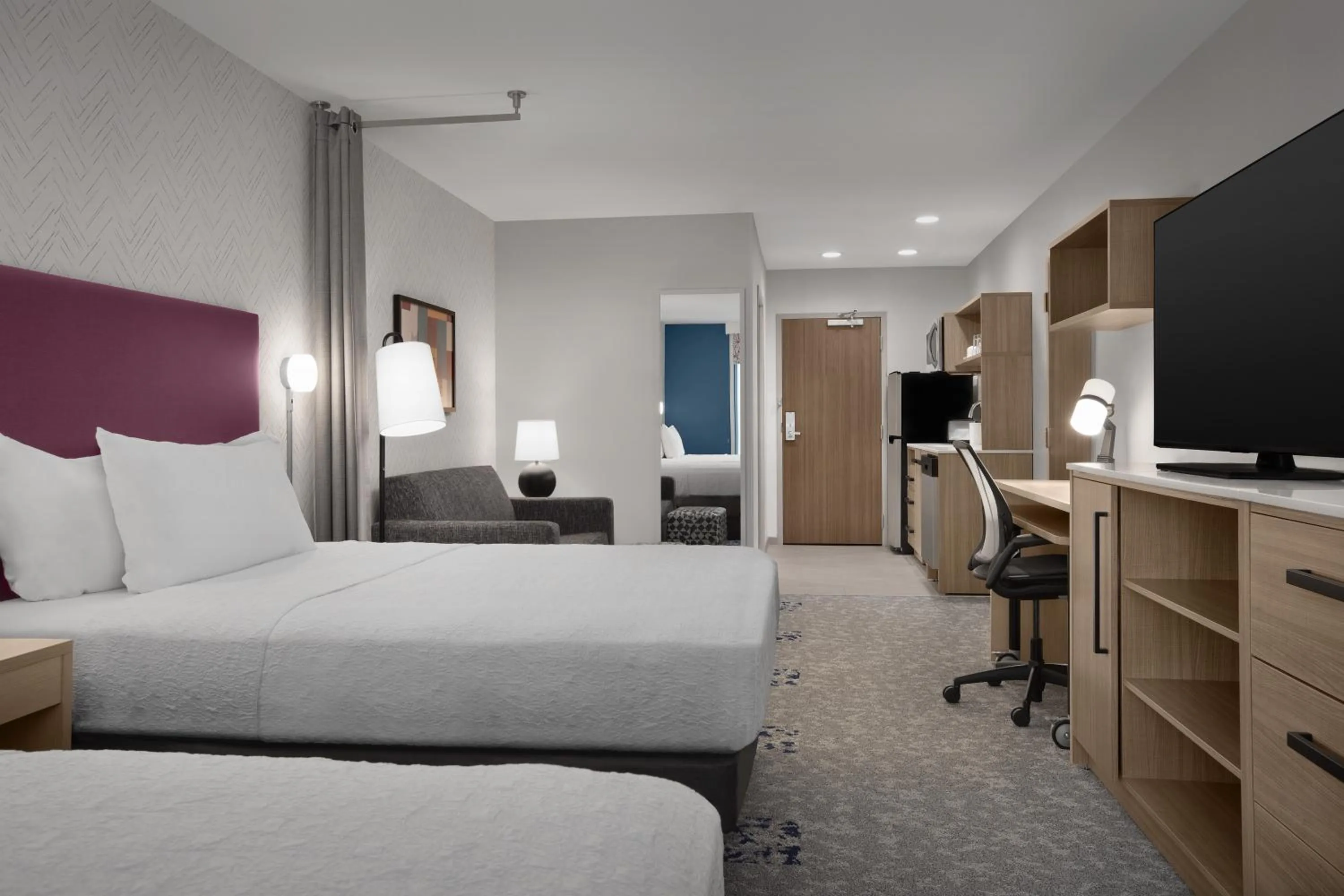 Bed in Home2 Suites By Hilton Columbus Easton