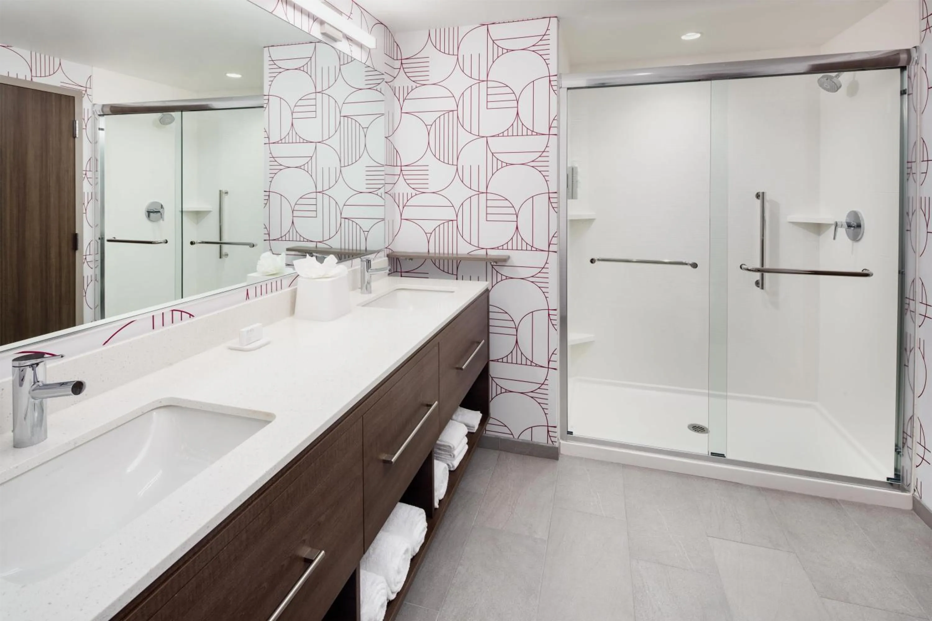 Bathroom in Home2 Suites By Hilton Memphis Downtown