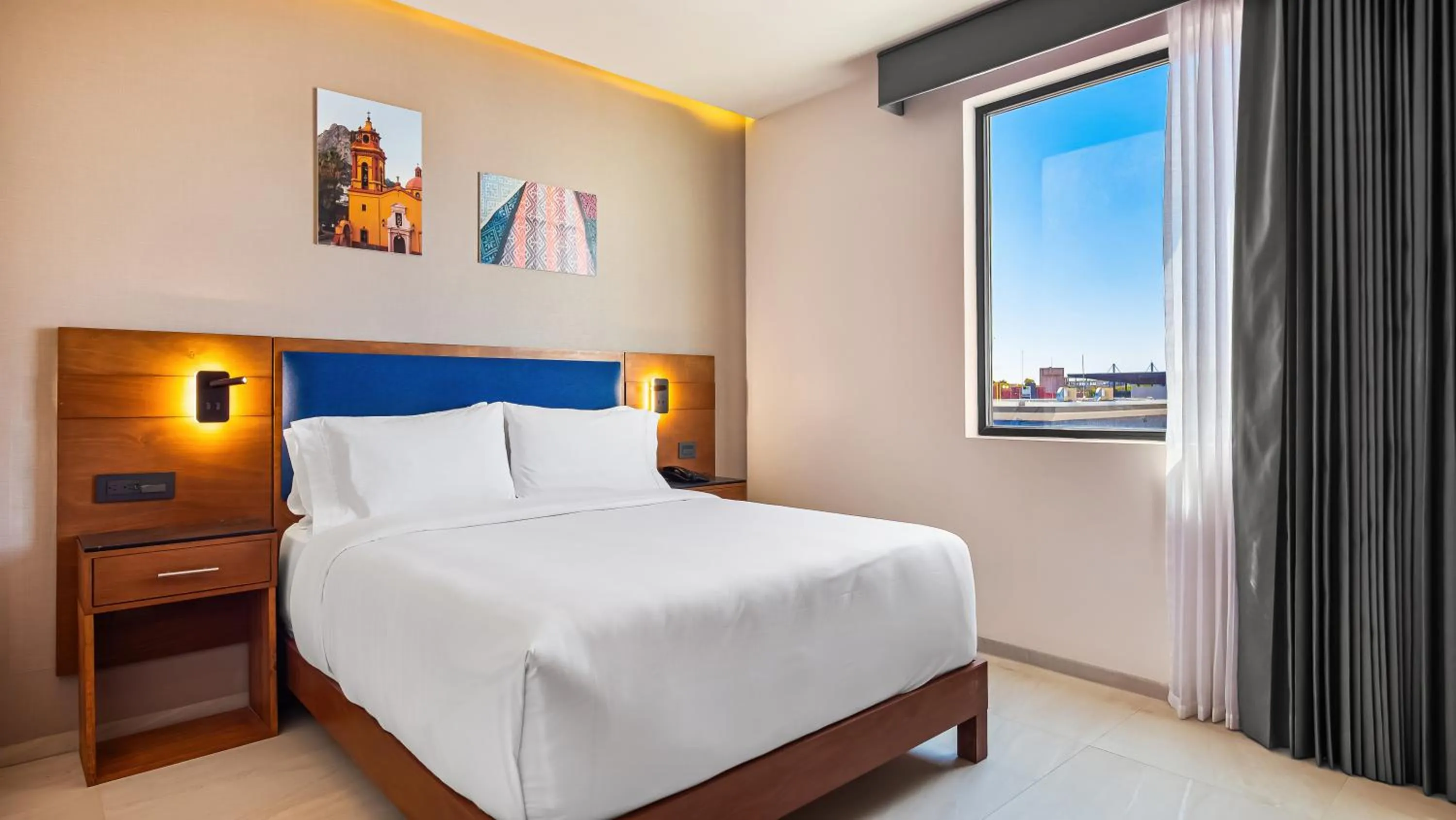 Bed in Hampton By Hilton Queretaro Juriquilla