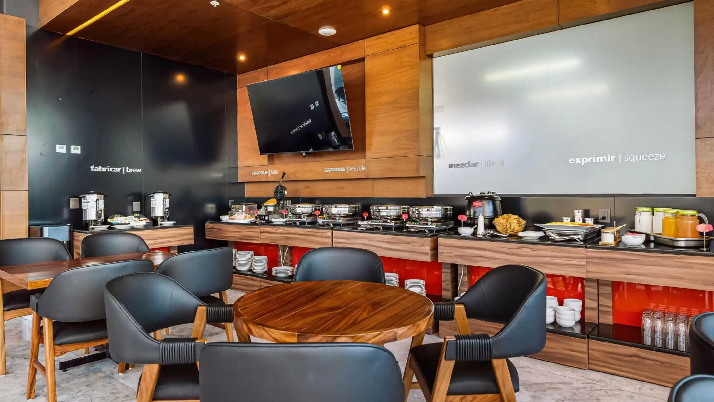 Breakfast in Hampton By Hilton Queretaro Juriquilla Breakfast in Hampton By Hilton Queretaro Juriquilla