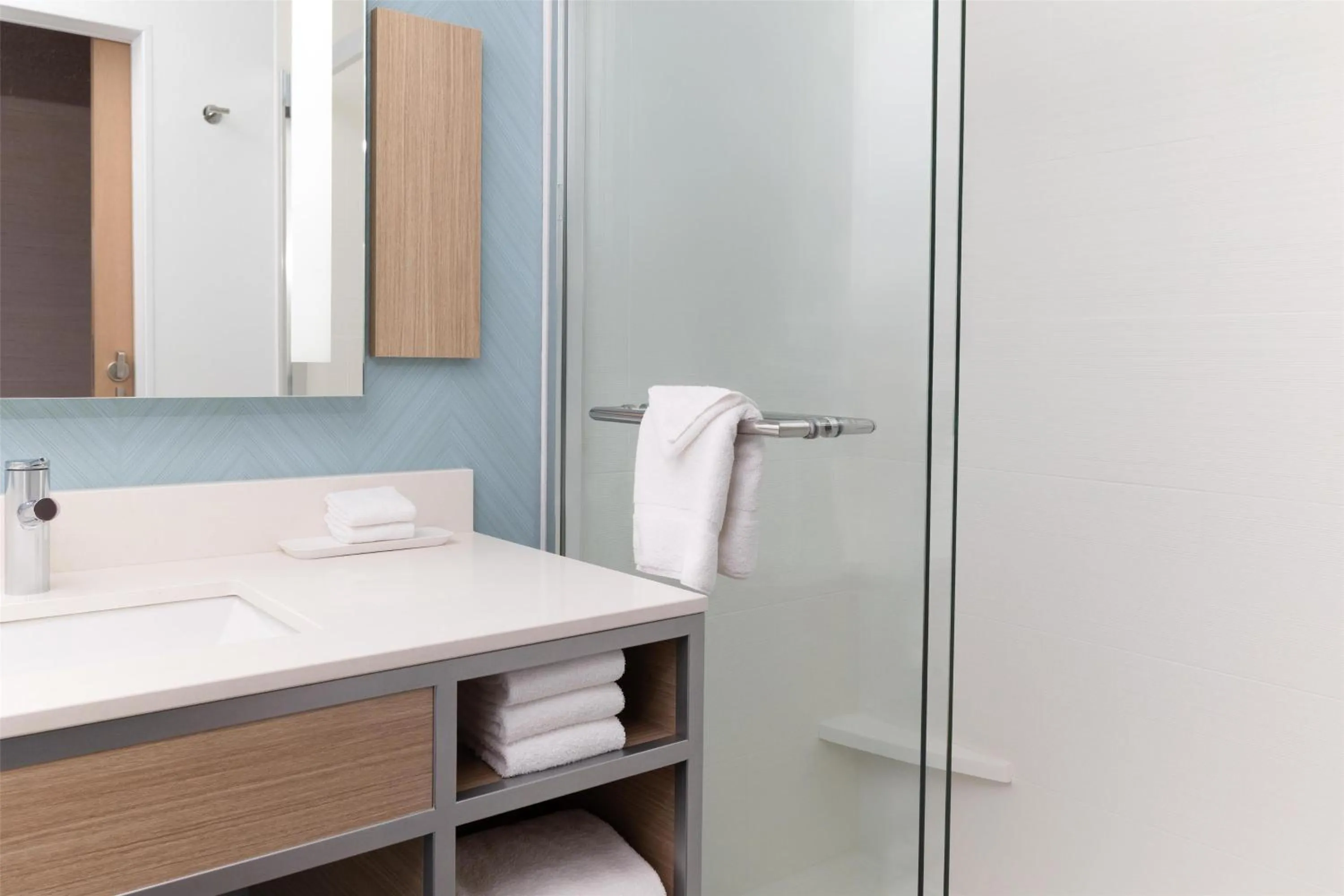 Bathroom in Hilton Garden Inn Walnut Creek