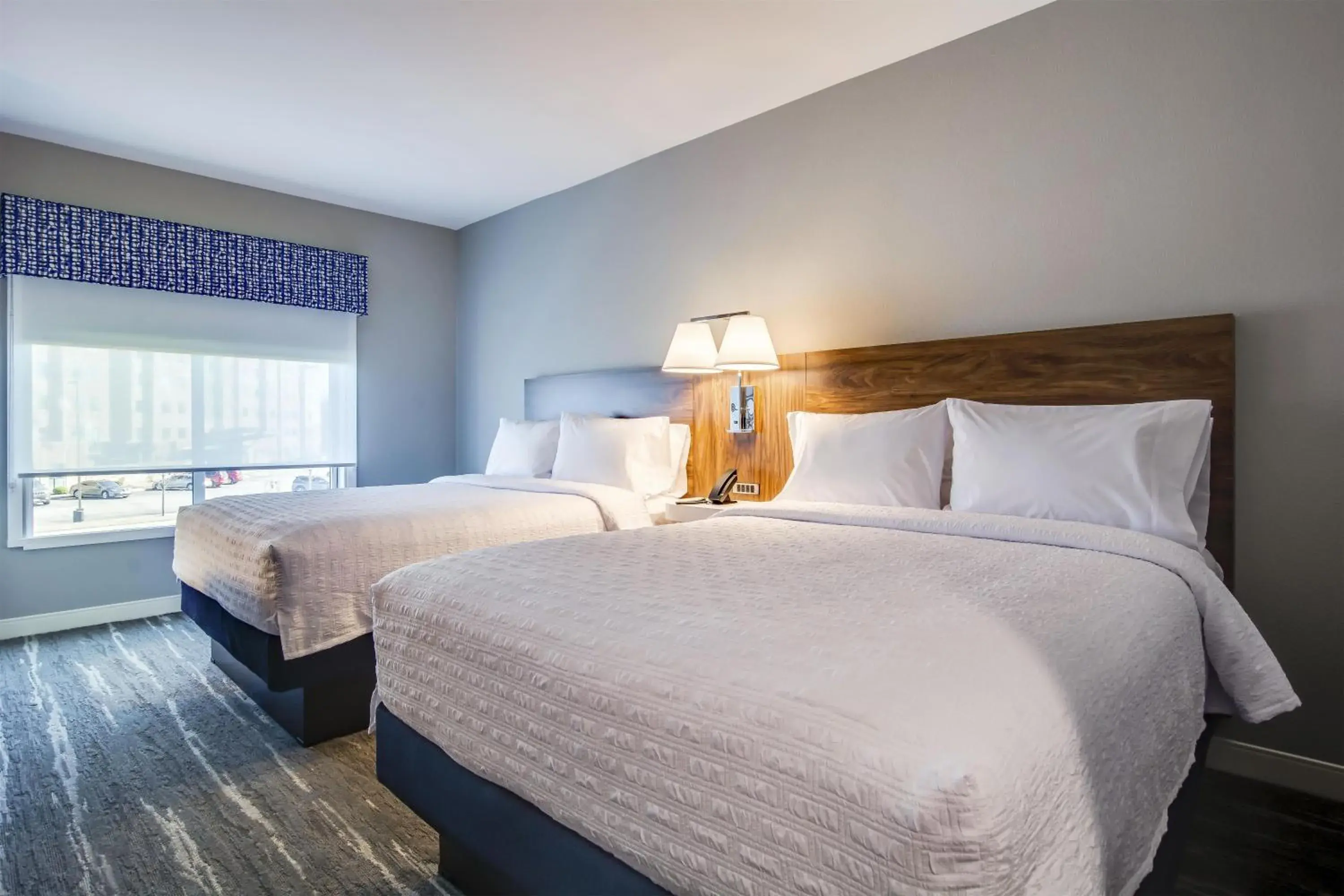 Bed in Hampton Inn & Suites By Hilton Louisville East Oxmoor Bed in Hampton Inn & Suites By Hilton Louisville East Oxmoor