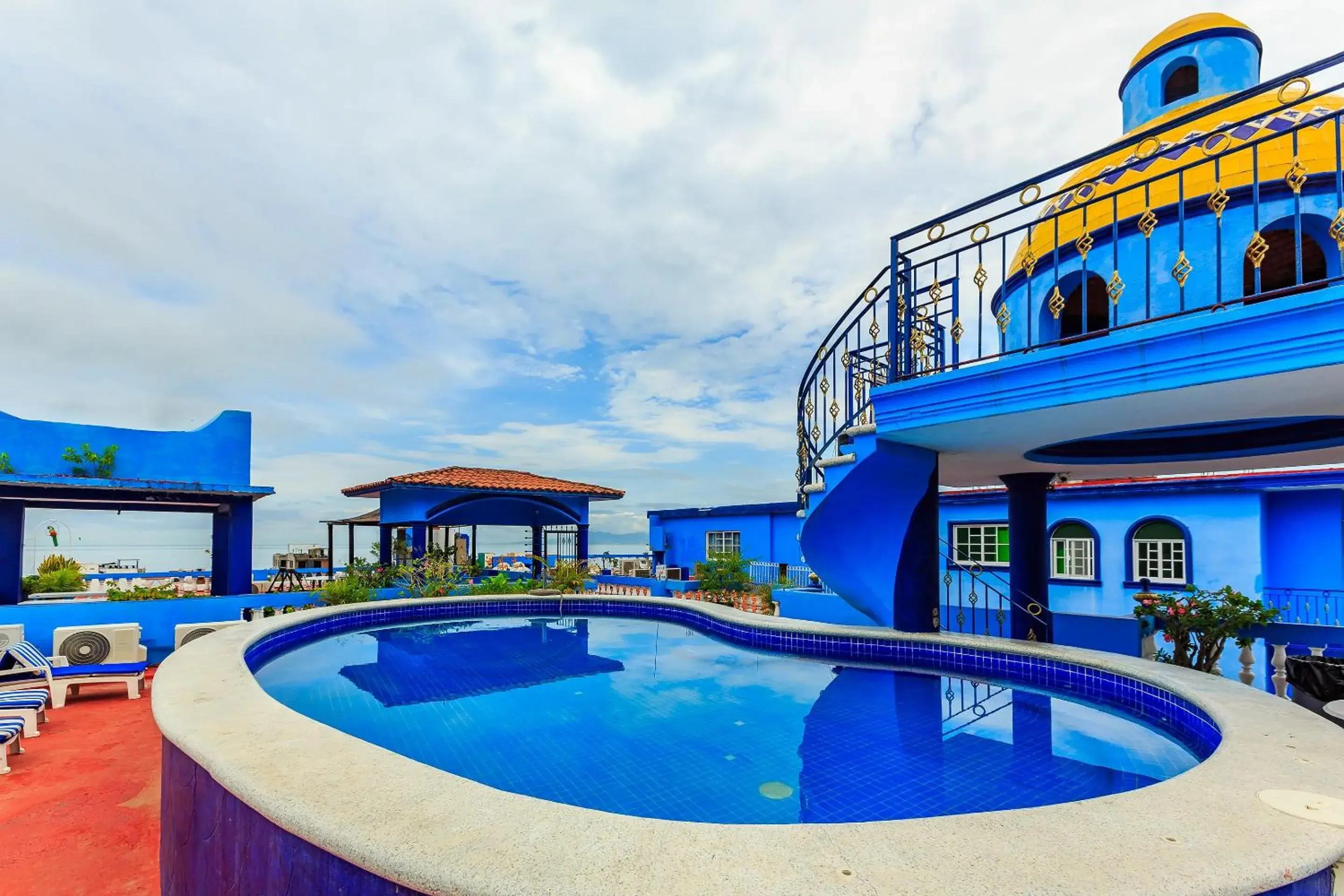 Swimming pool in OYO Casa Mission Swimming pool in OYO Casa Mission