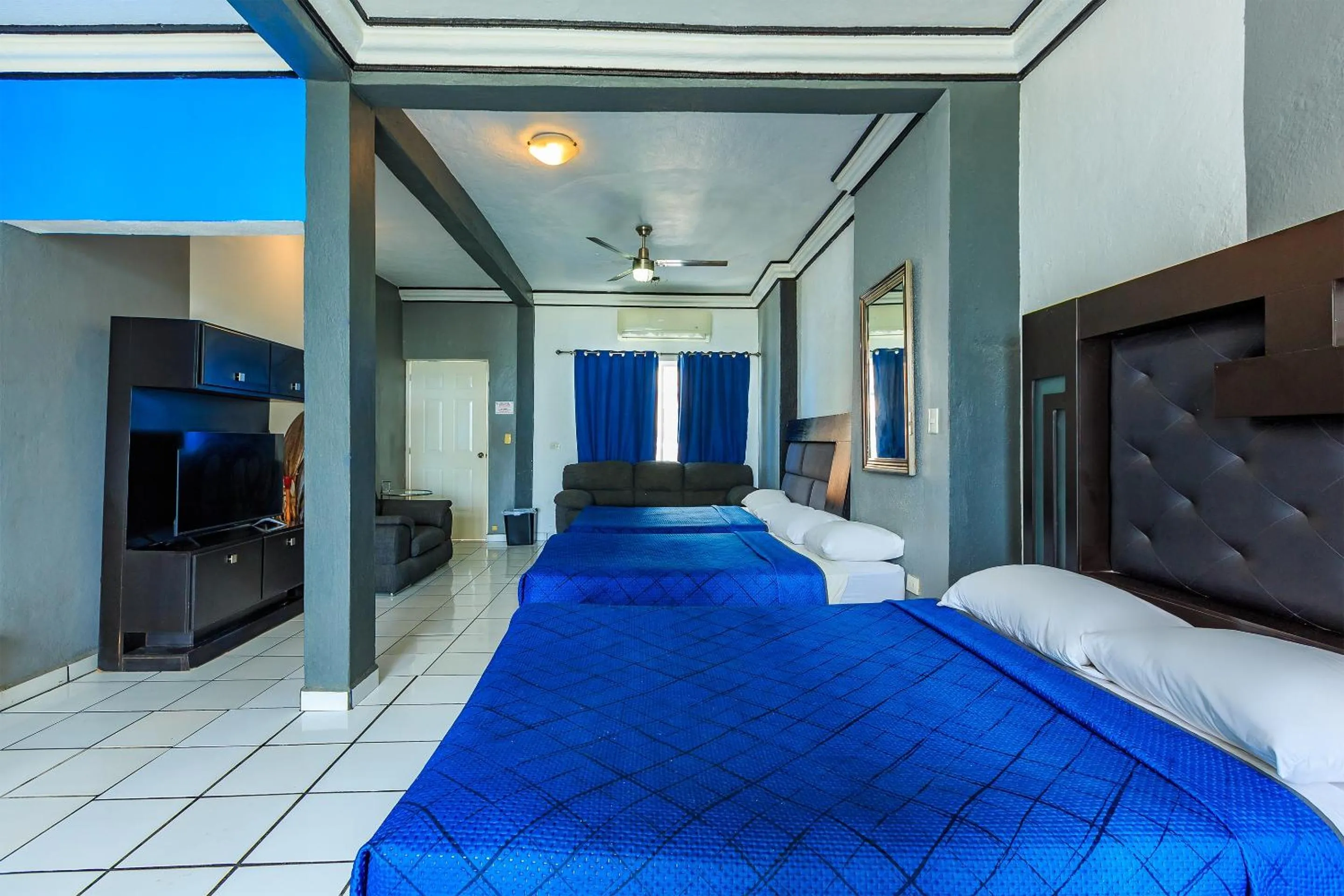 Bedroom, Bed in OYO Casa Mission