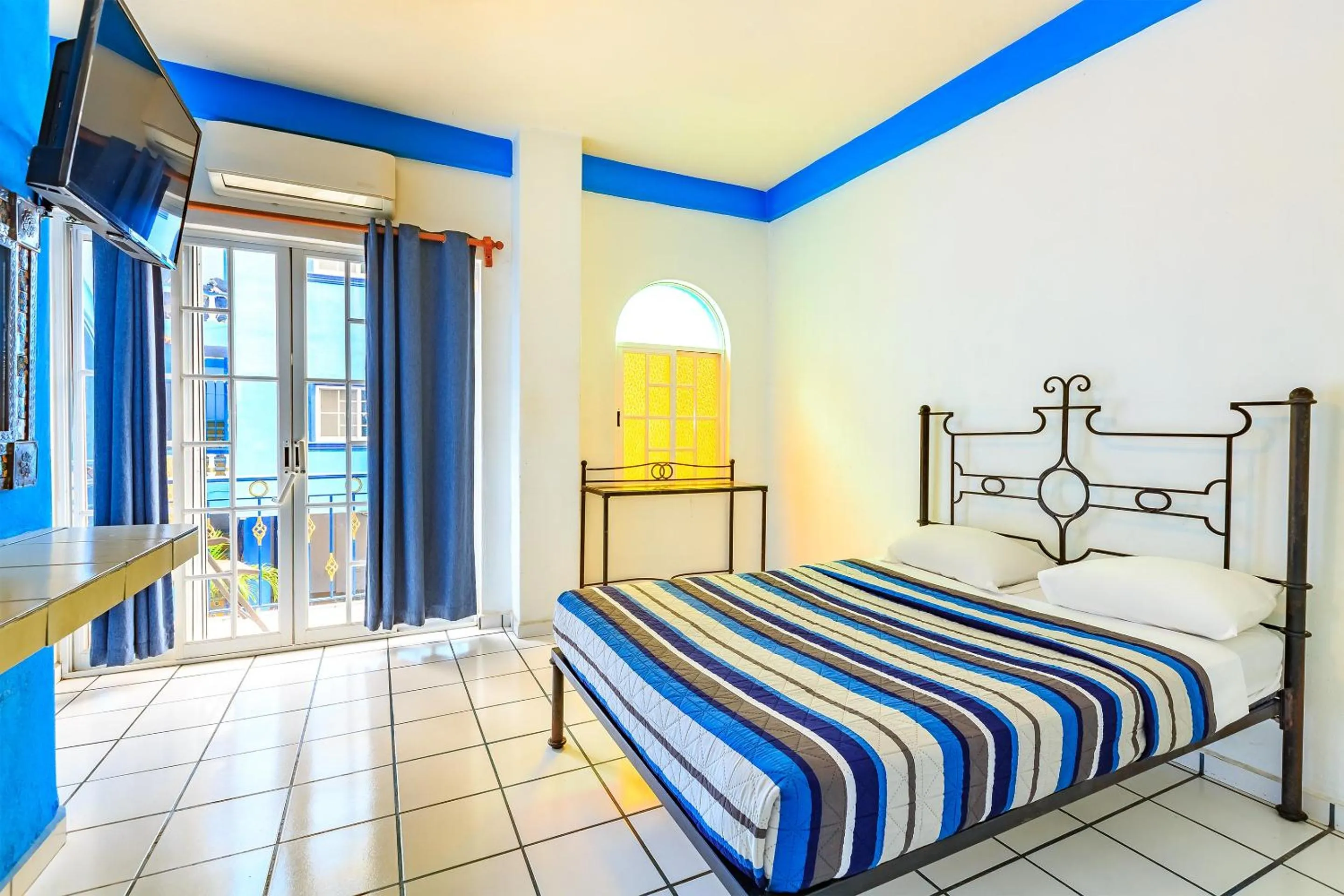 Bedroom, Bed in OYO Casa Mission