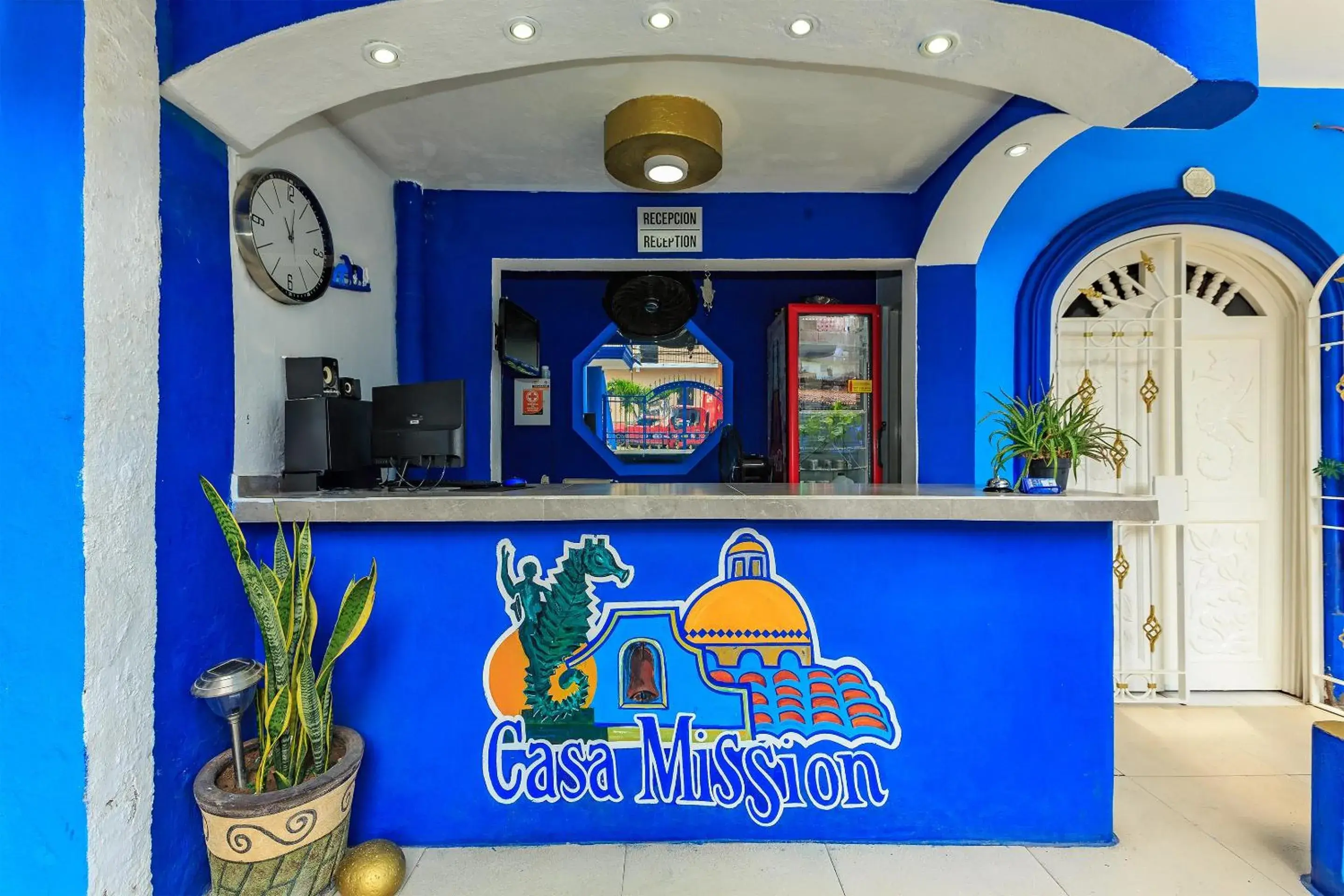 Lobby or reception in OYO Casa Mission Lobby or reception in OYO Casa Mission