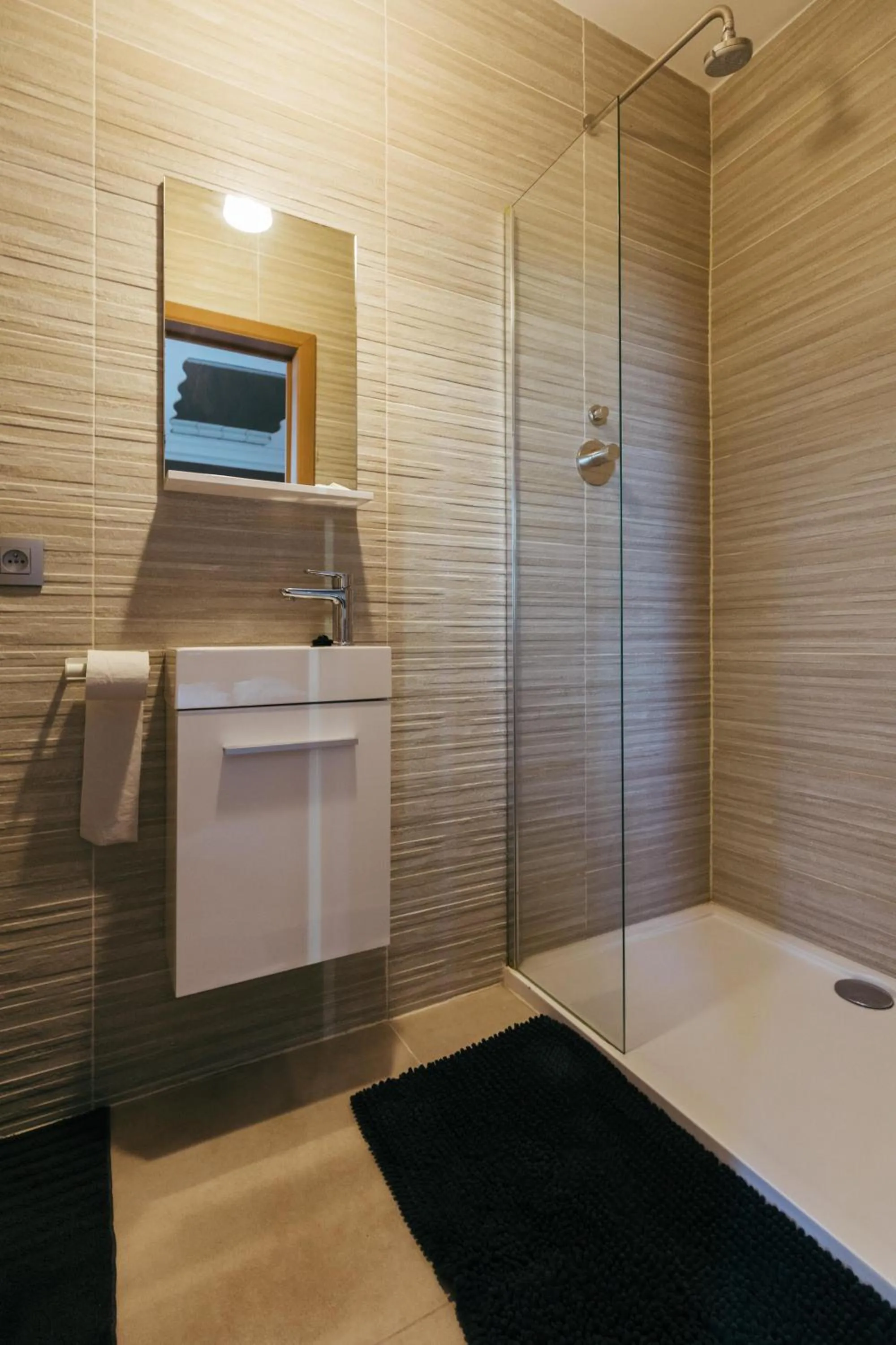 Shower in Hotel Riad Nour