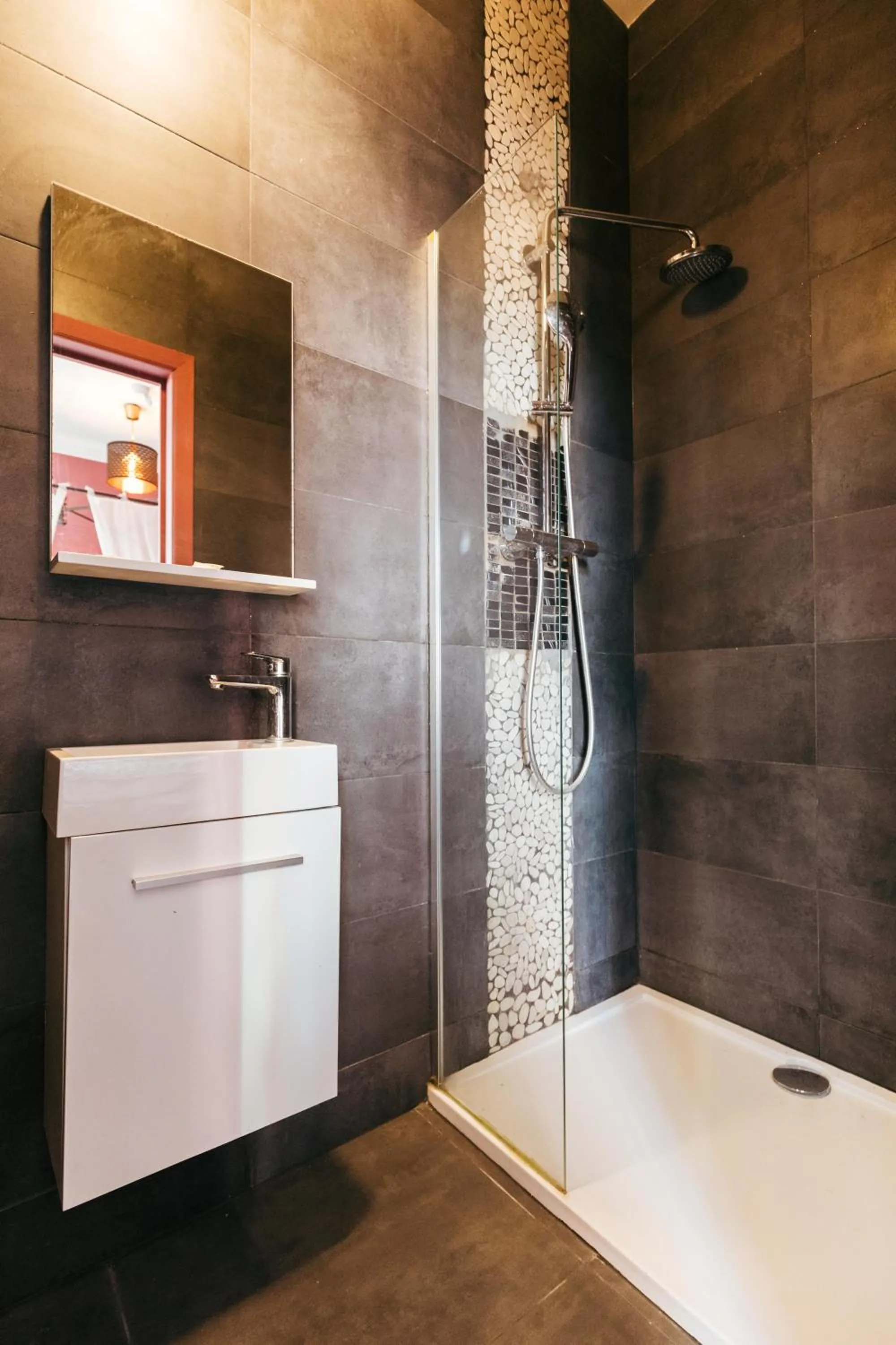 Shower in Hotel Riad Nour