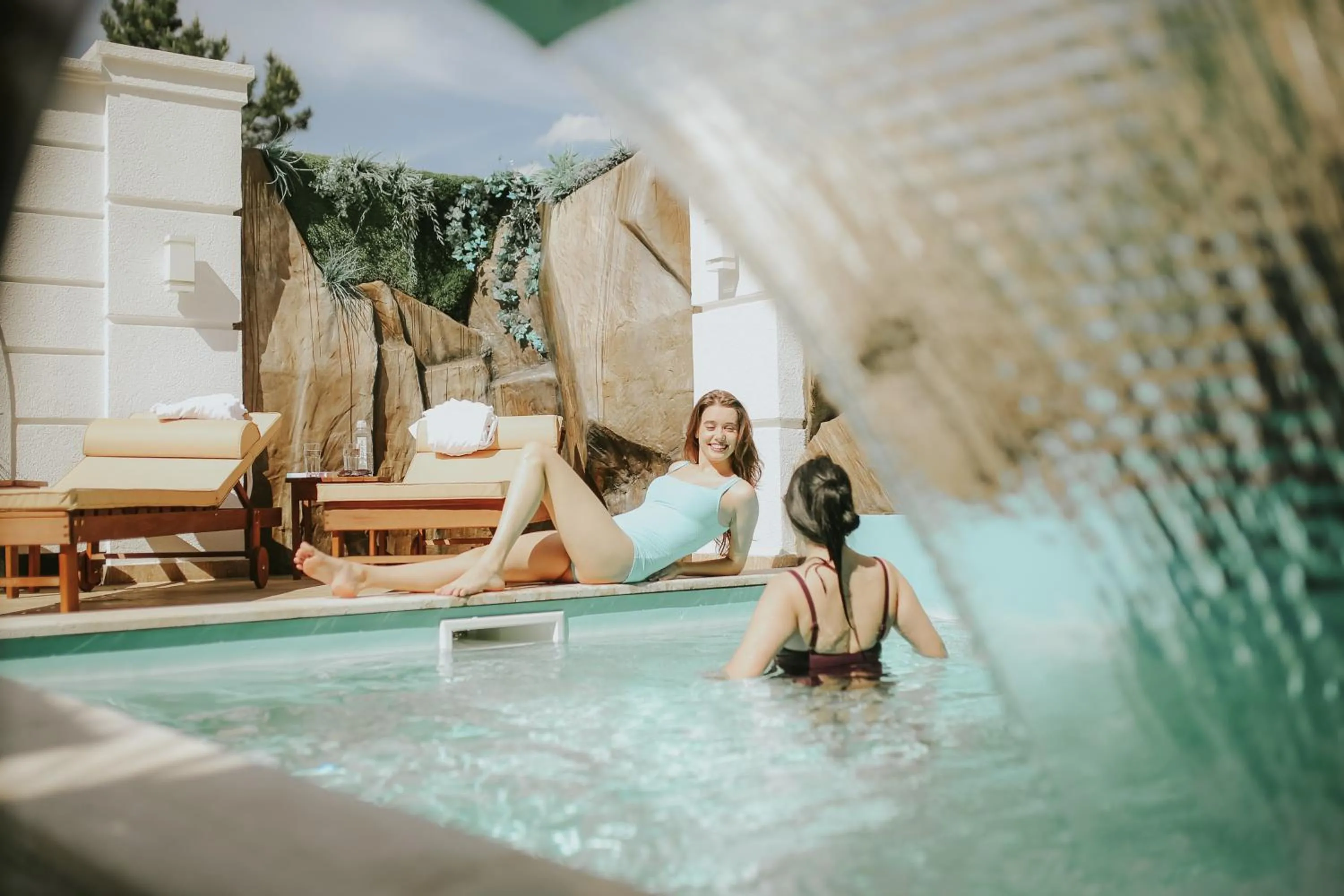 Swimming pool in Soko IN Spa
