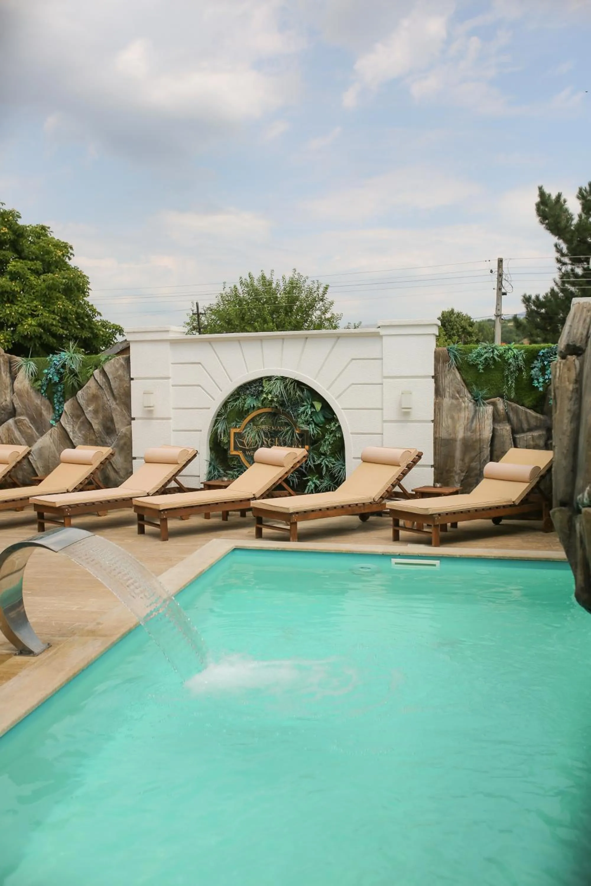 Swimming pool in Soko IN Spa