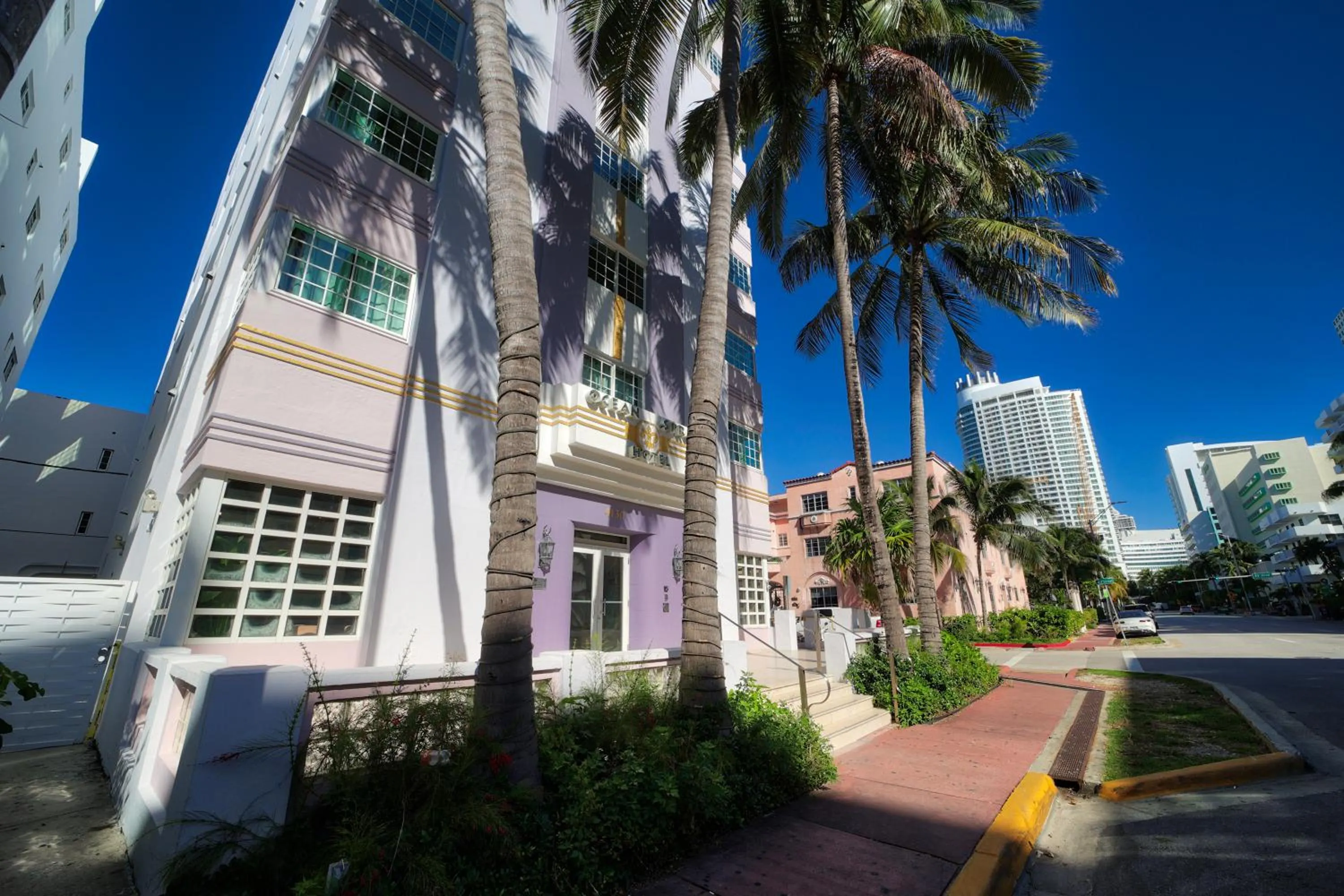 Property building in Ocean Spray Hotel